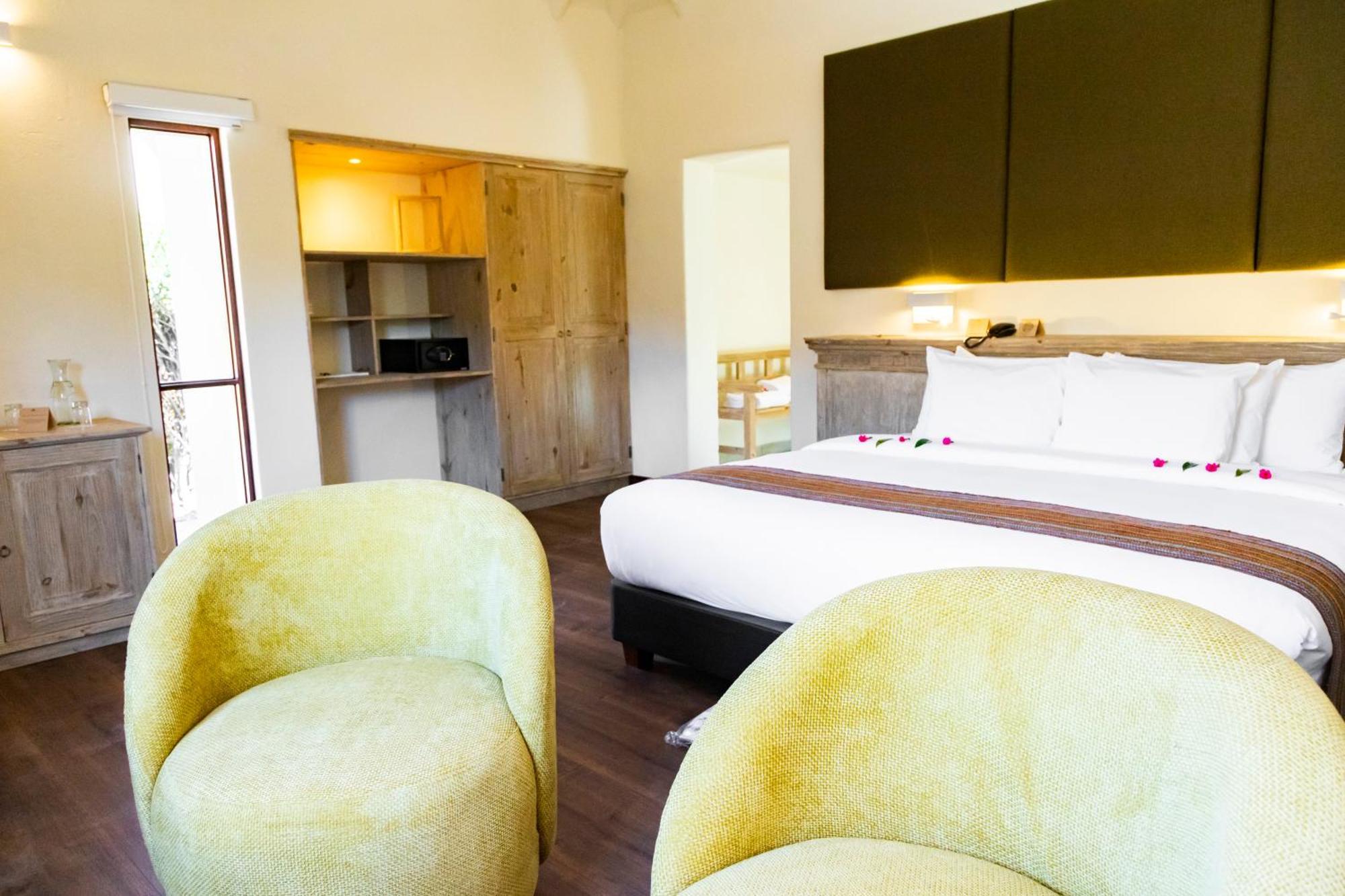 Junior Suite with Mountain View