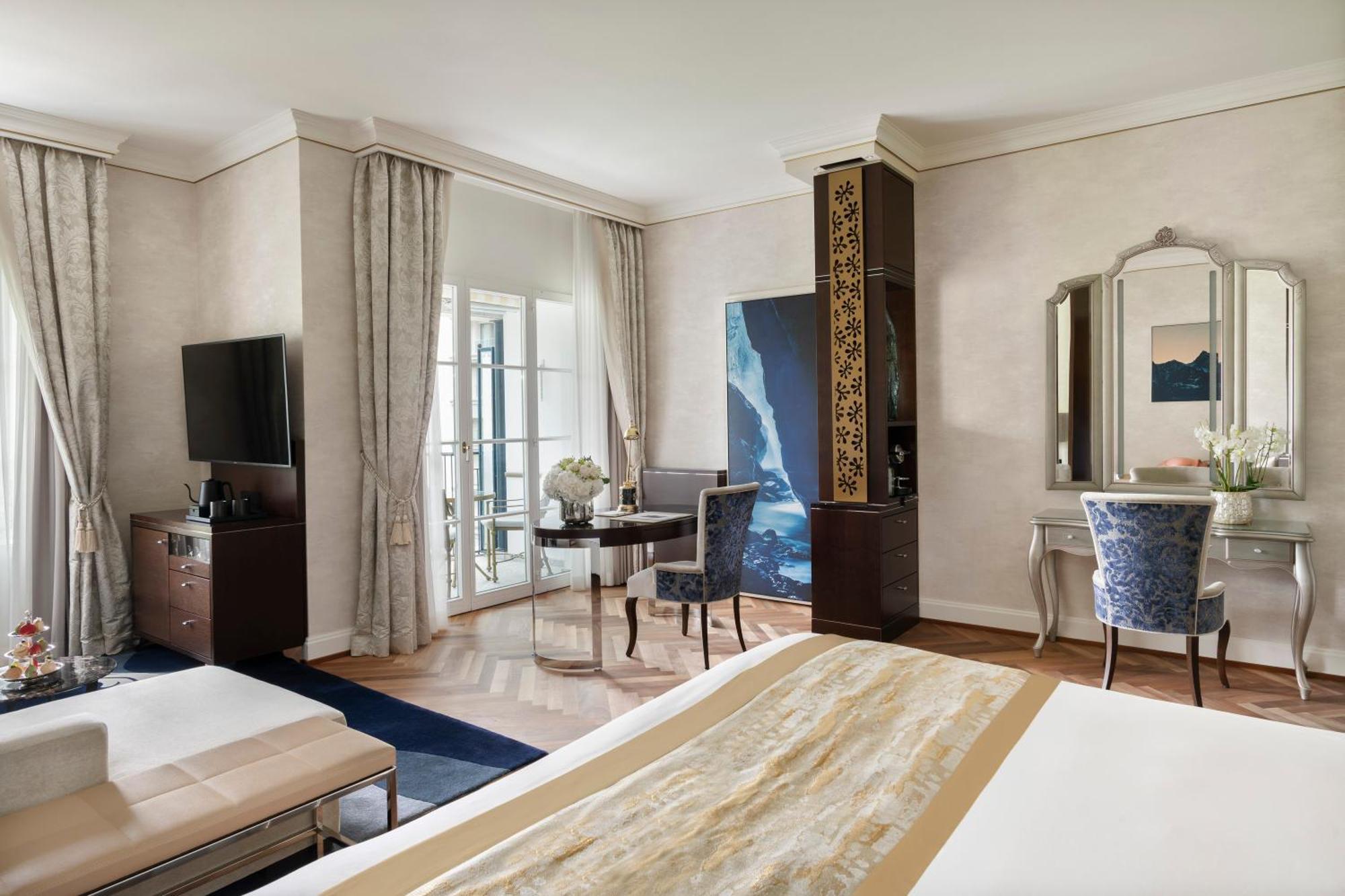 Deluxe Junior Suite