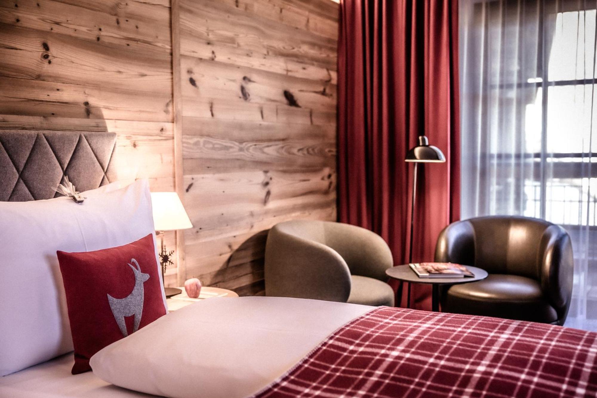 Comfort Twin Room with Mountain View
