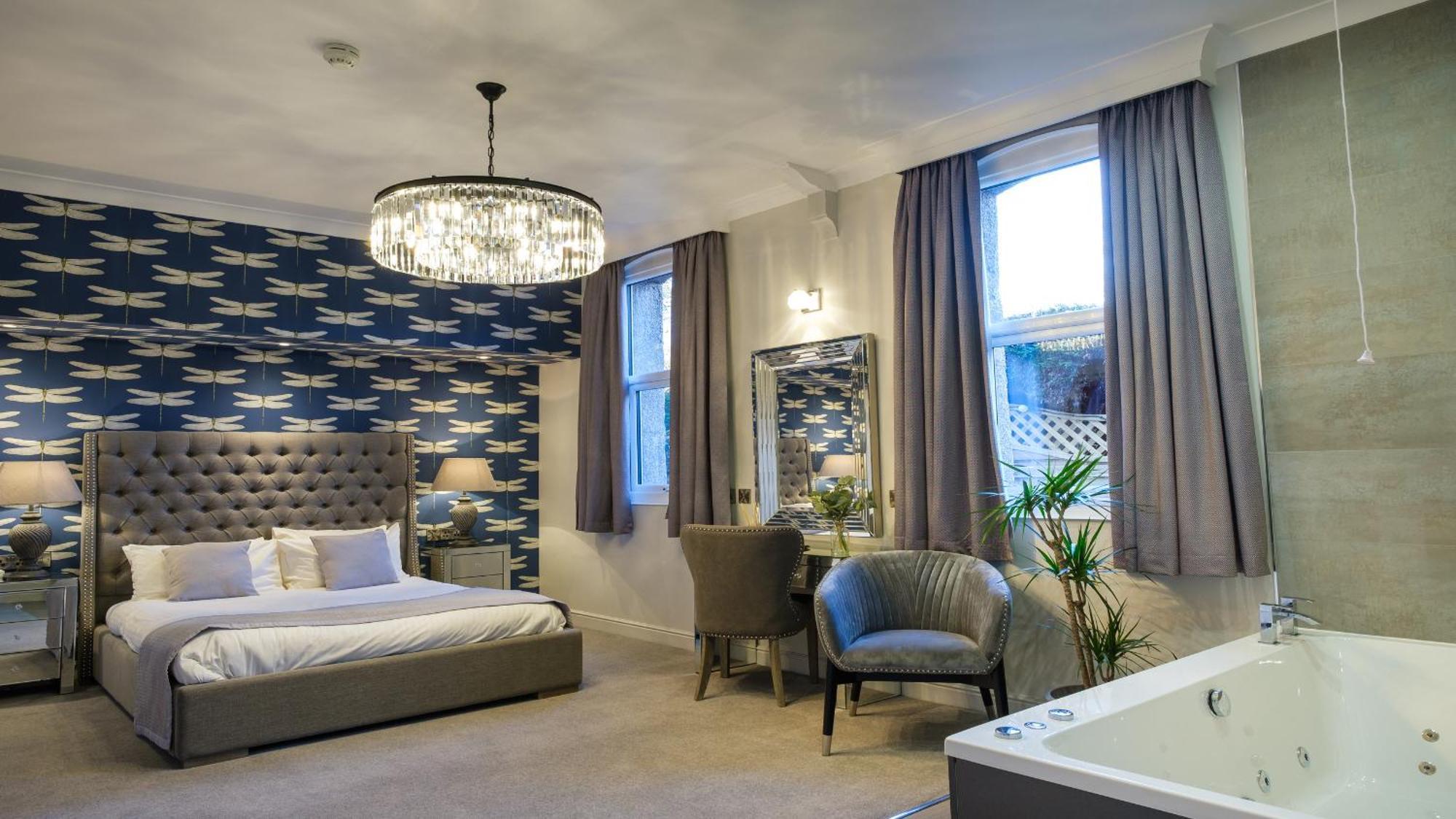 Habitación Doble Deluxe con bañera de hidromasaje - Cama extragrande - No fumadores
