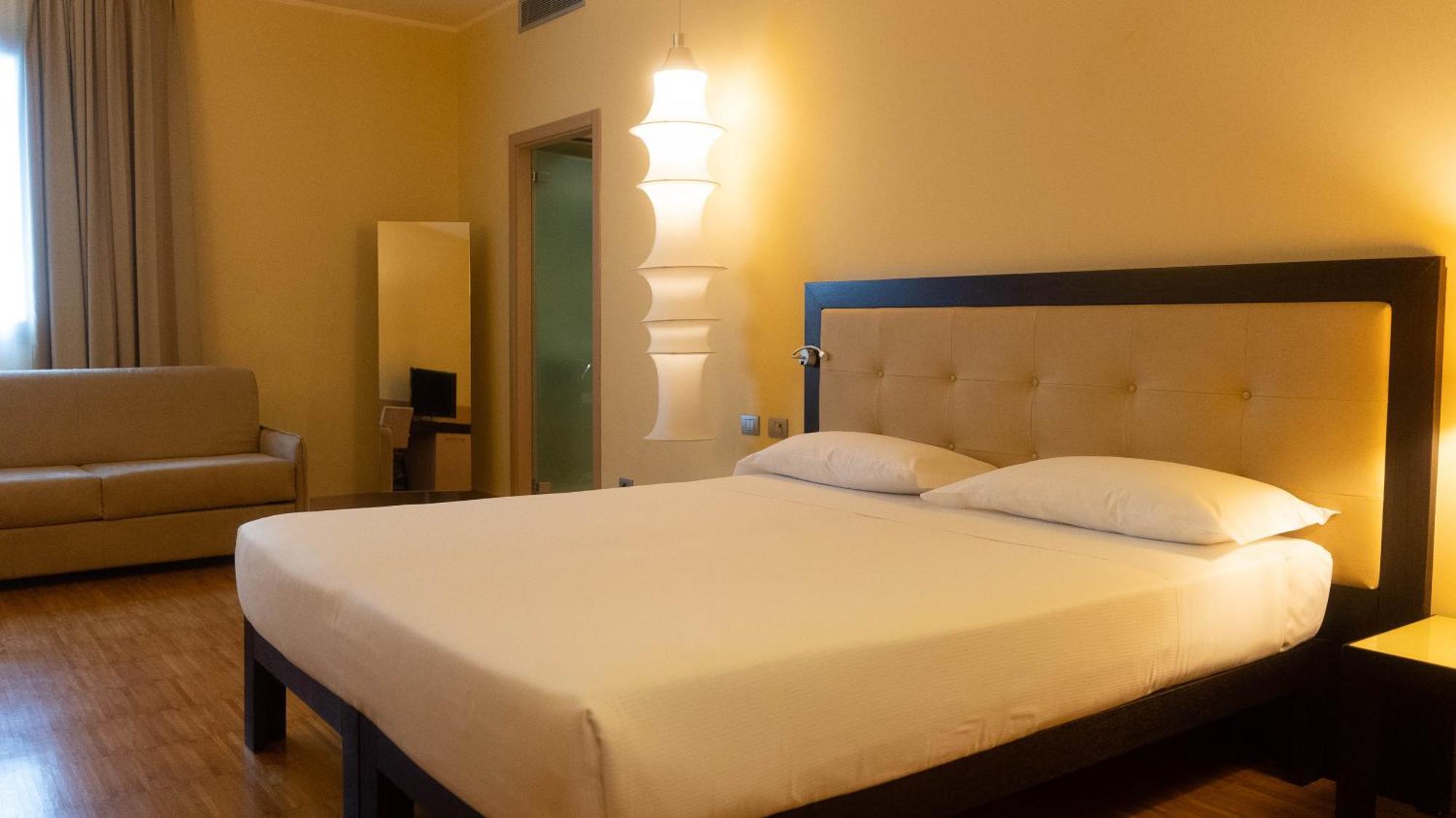 Executive Triple Room