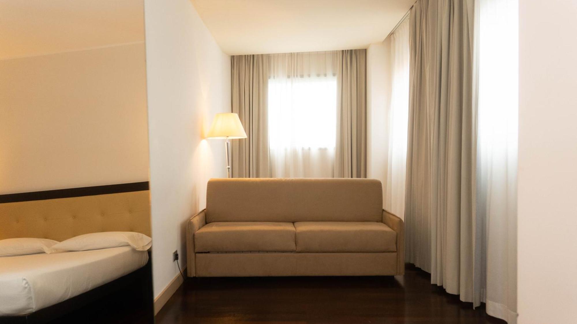 Executive Triple Room