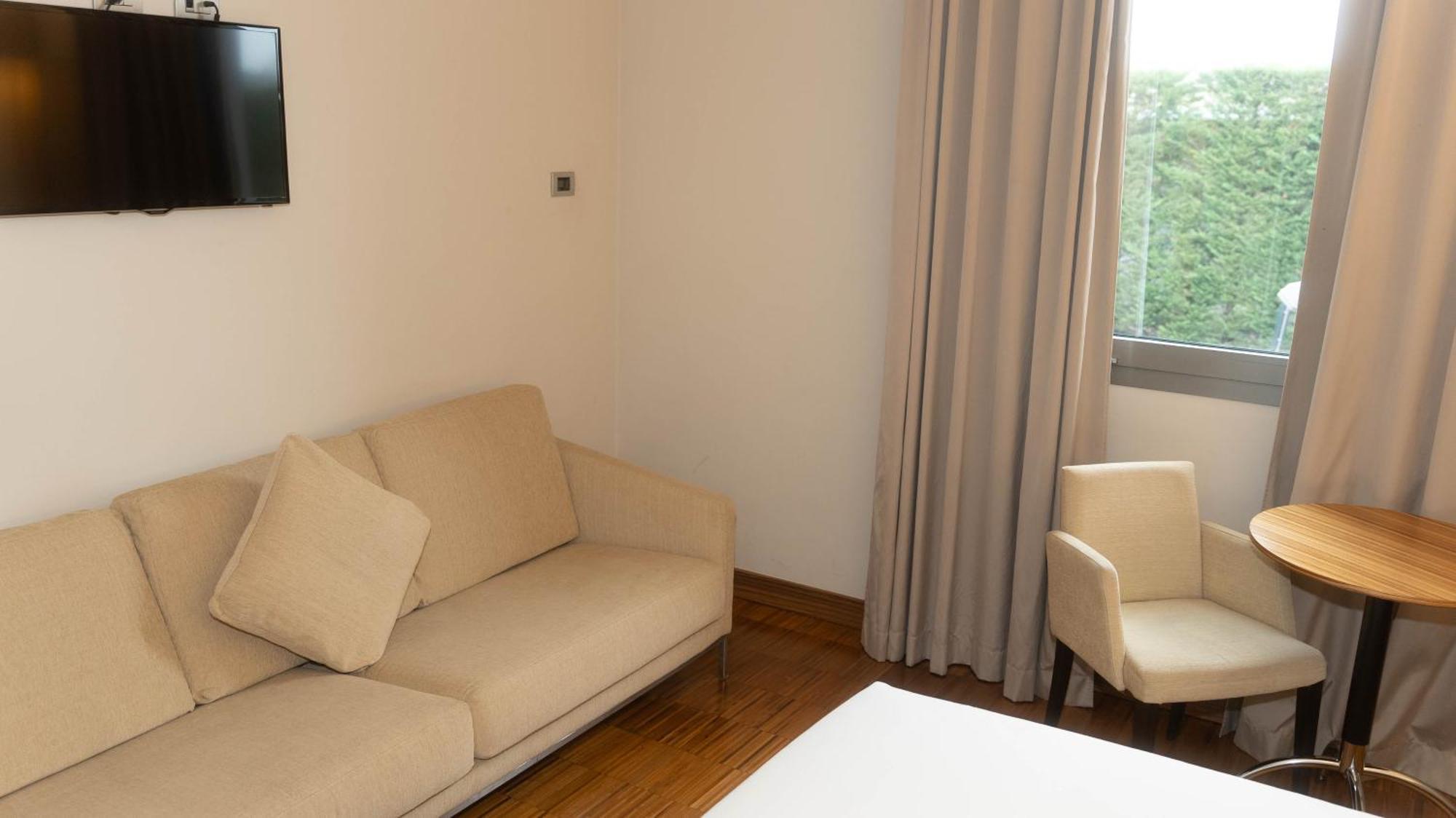 Double Room Covered Private