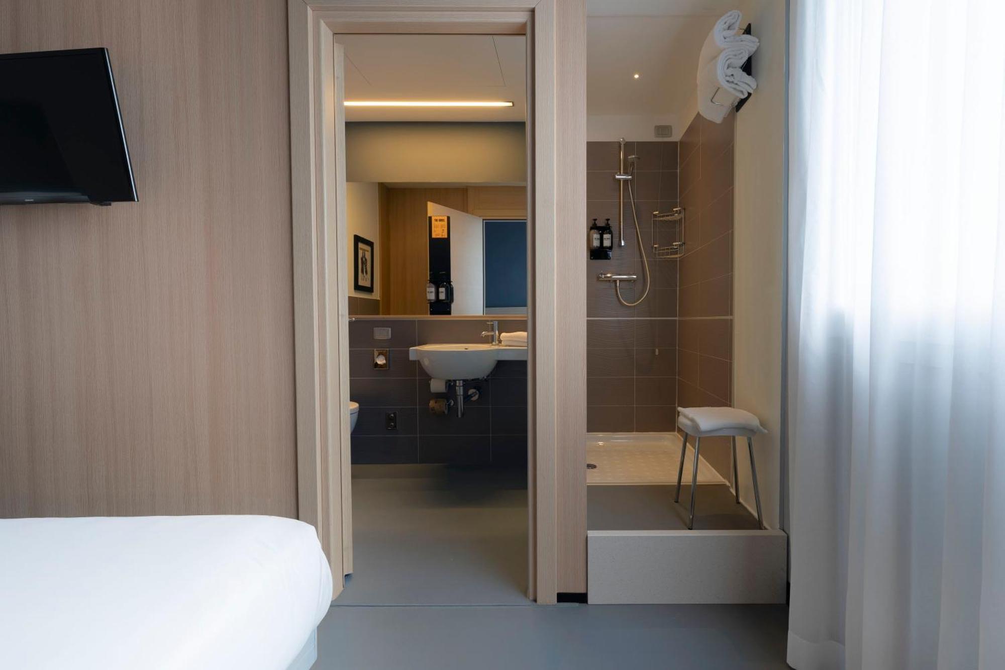 Comfort Double or Twin Room