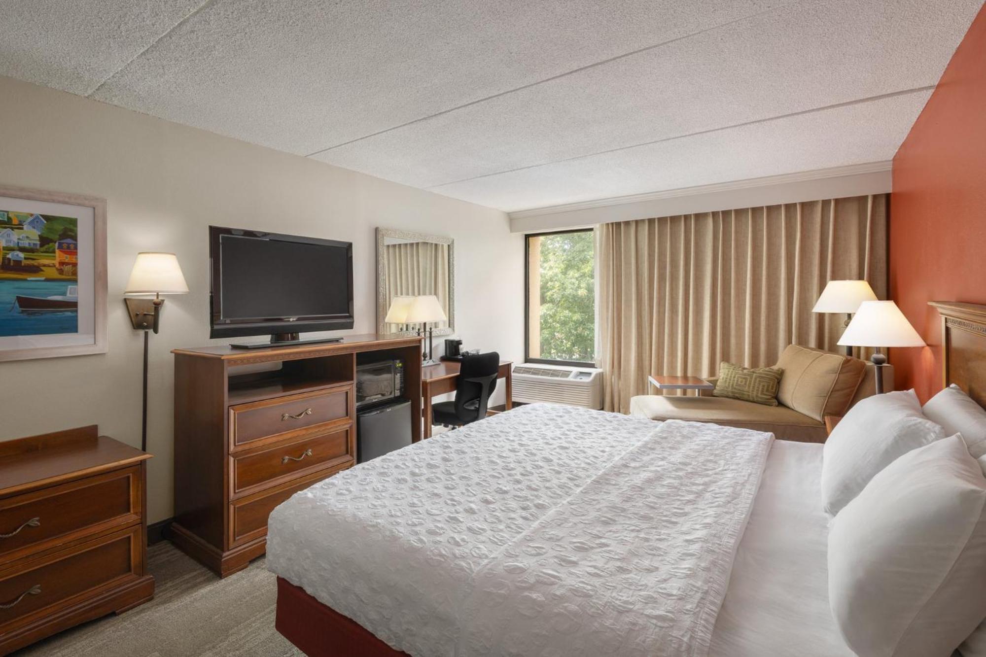 Standard King Room