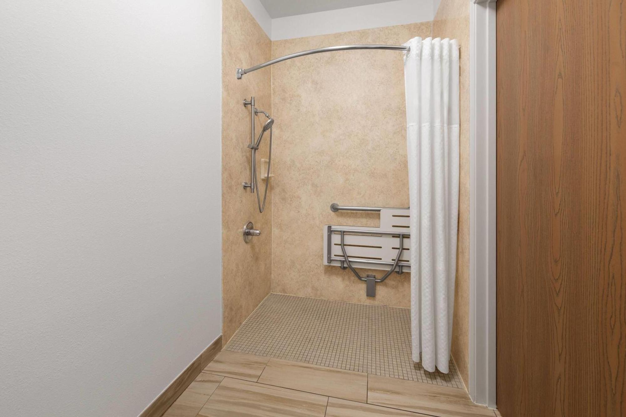 King Room Mobility Access or Non-Smoking