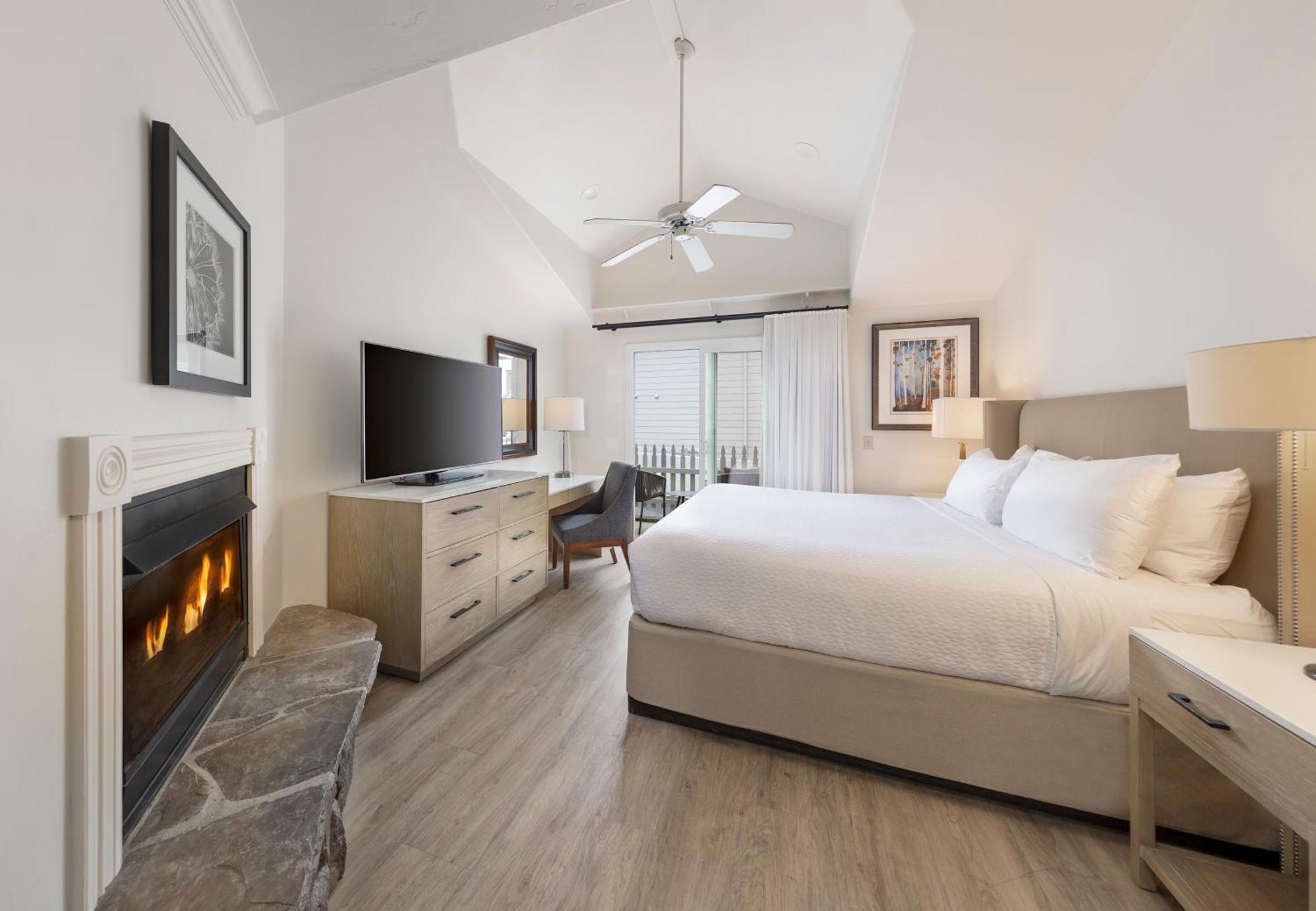 King Room Partial View