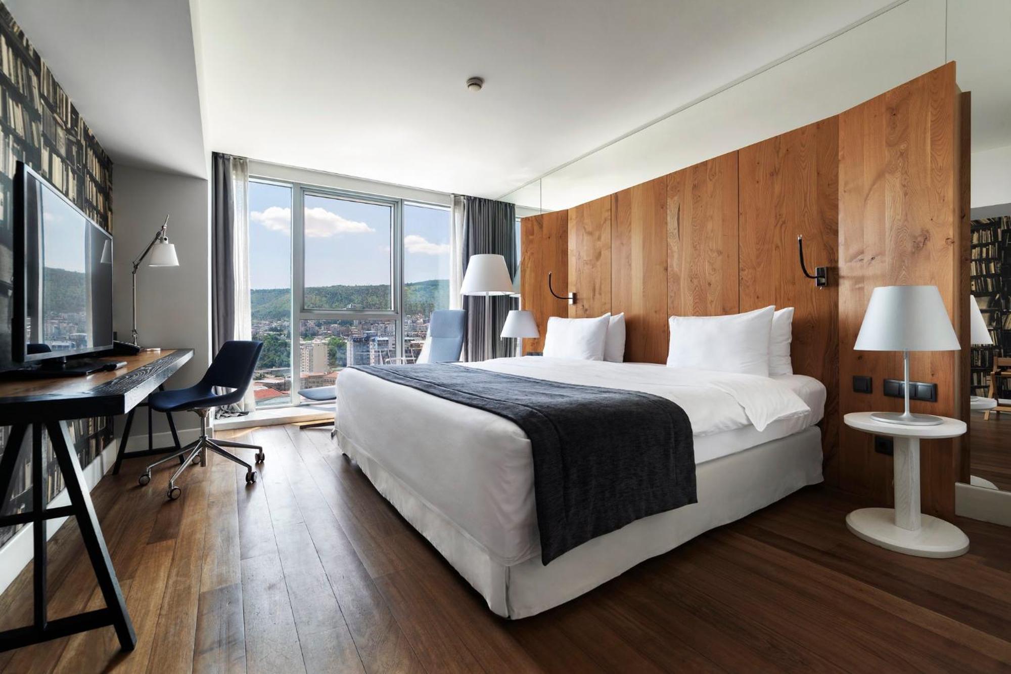 Standard King Room