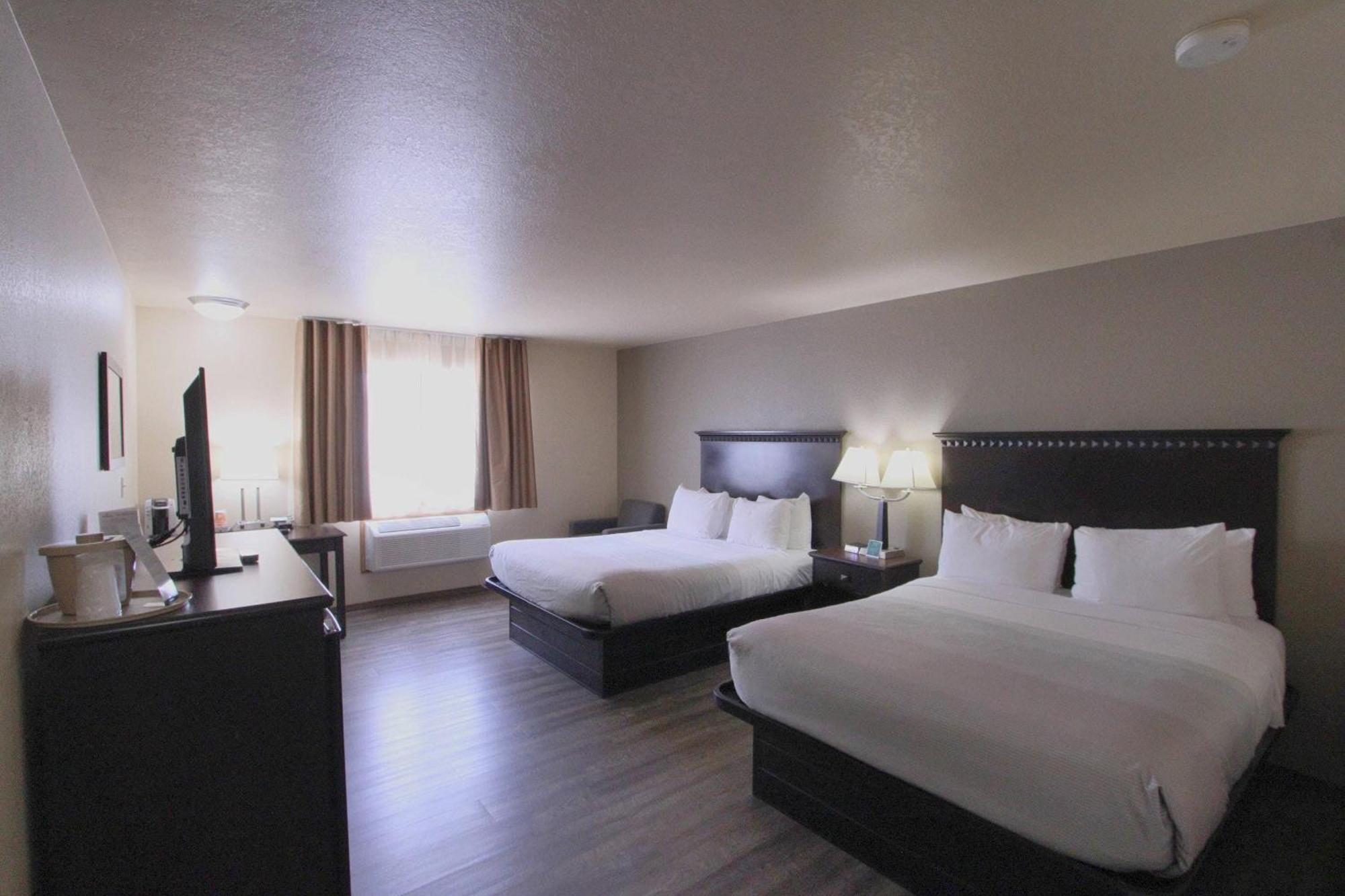 Large Queen Room Two Queen Beds Non-Smoking