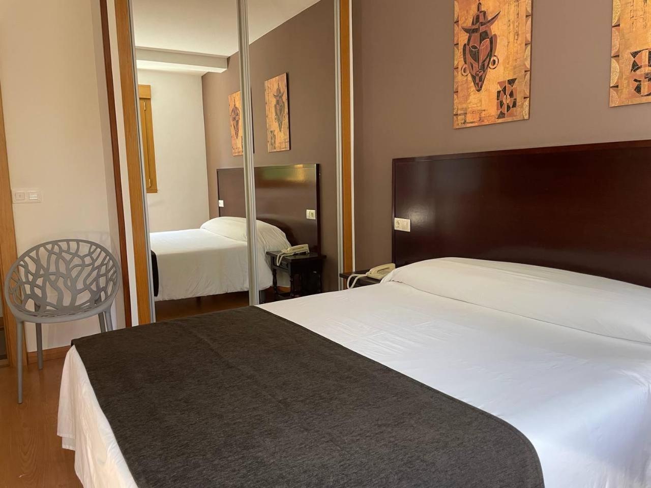 Basic Double Room