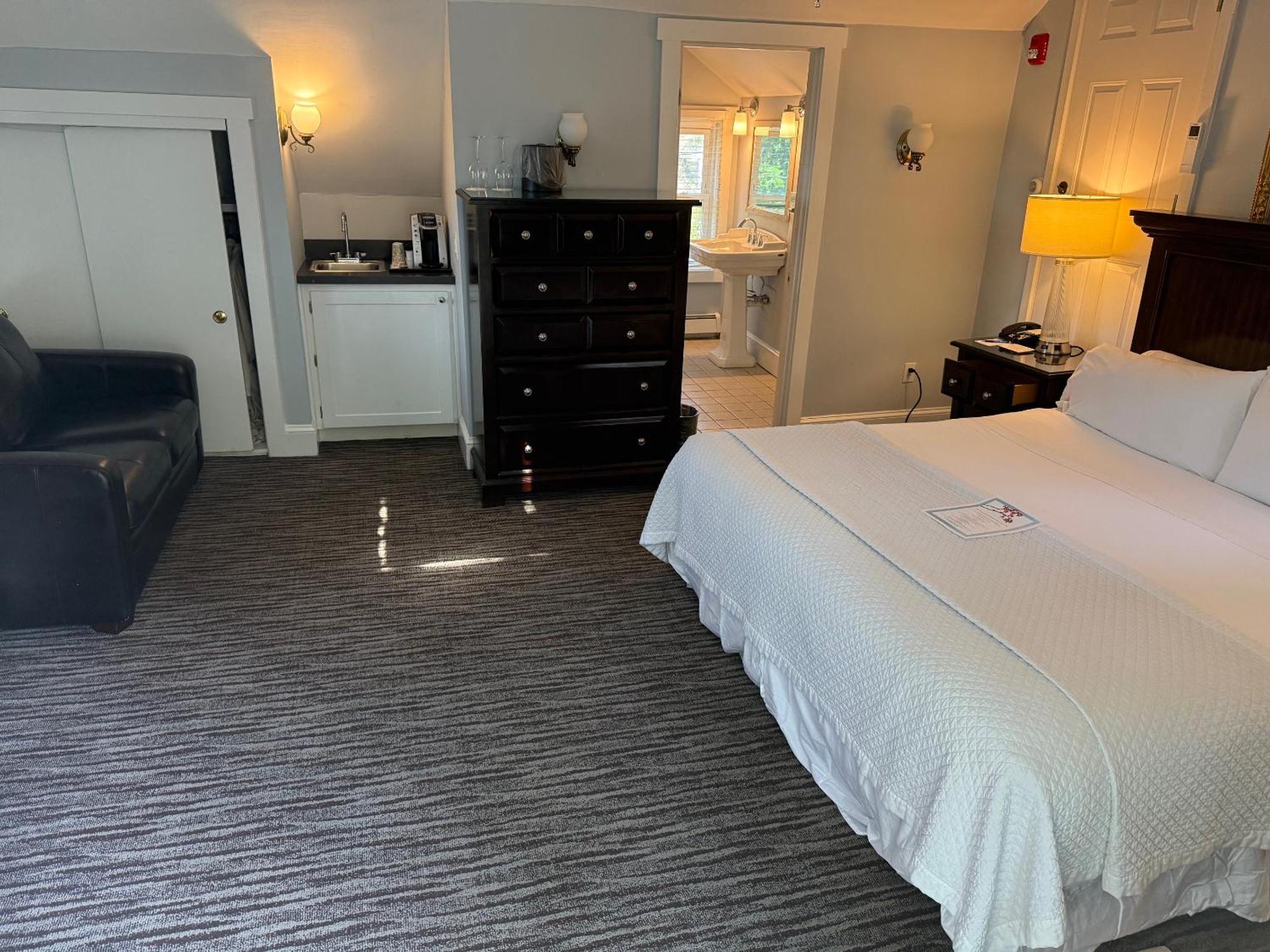 King Room Spa Bath