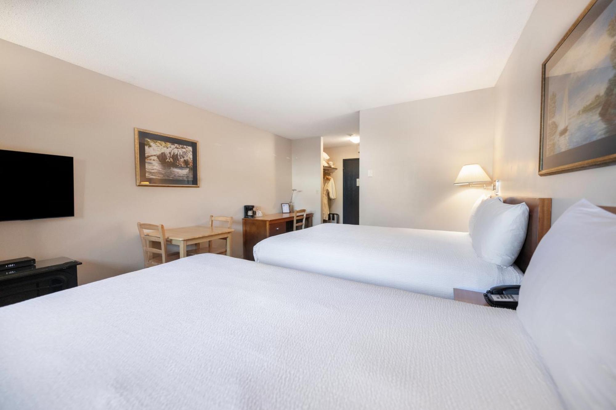 Queen Room Two Queen Beds Street View