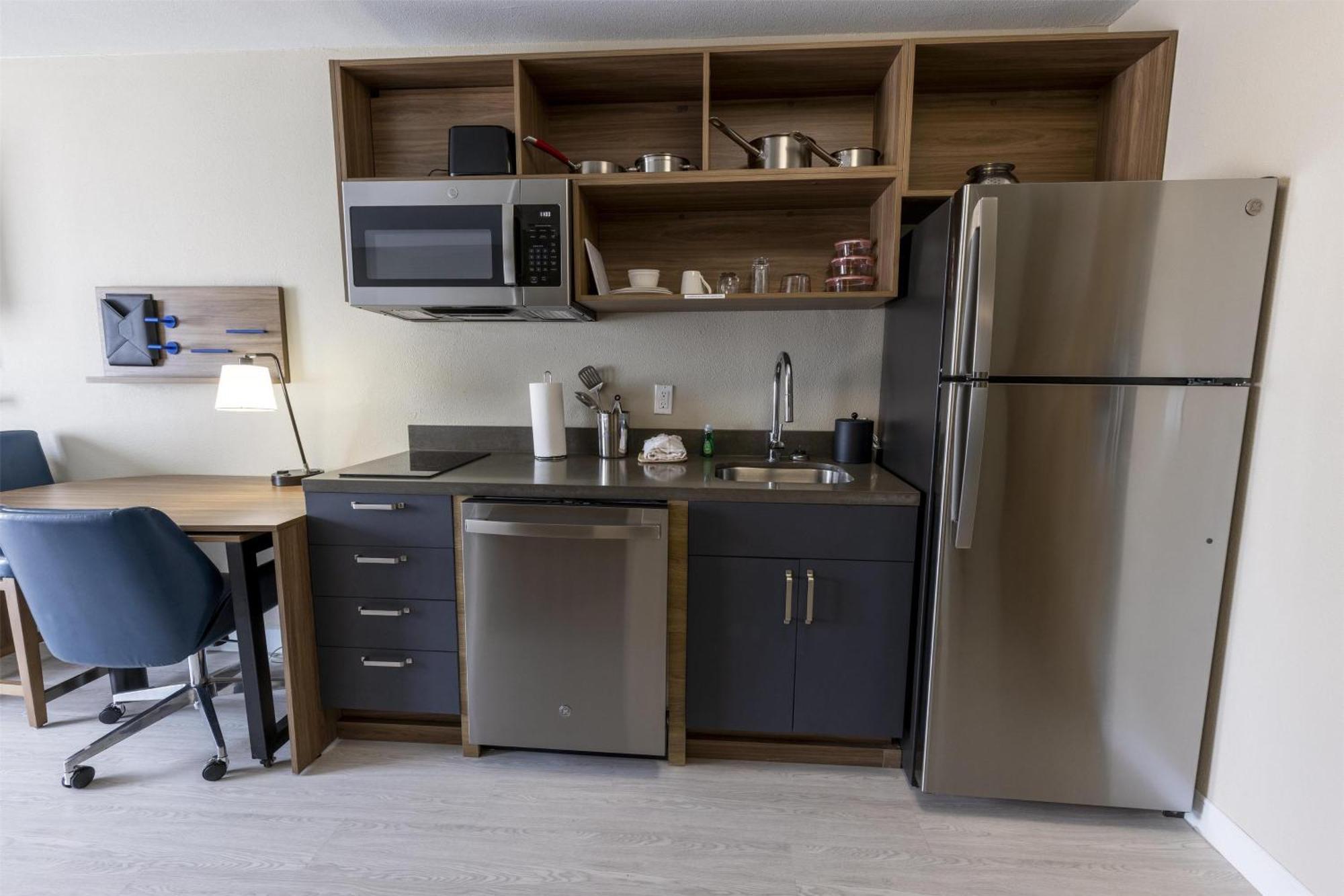 Queen Studio Kitchenette Disability Access