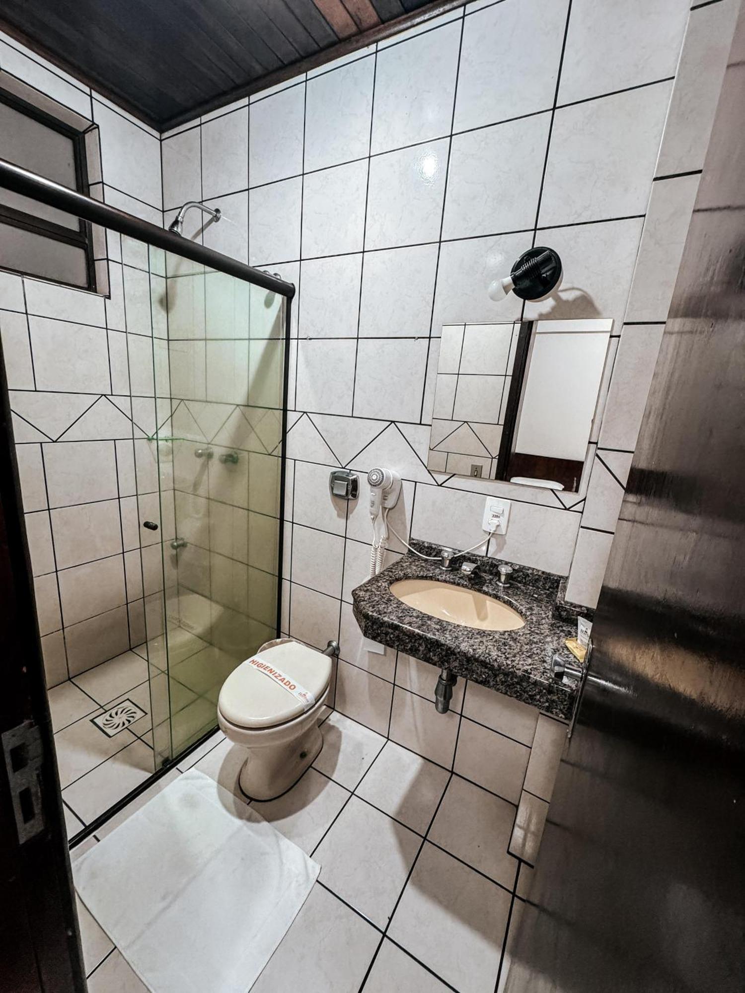 Triple Room Bathroom