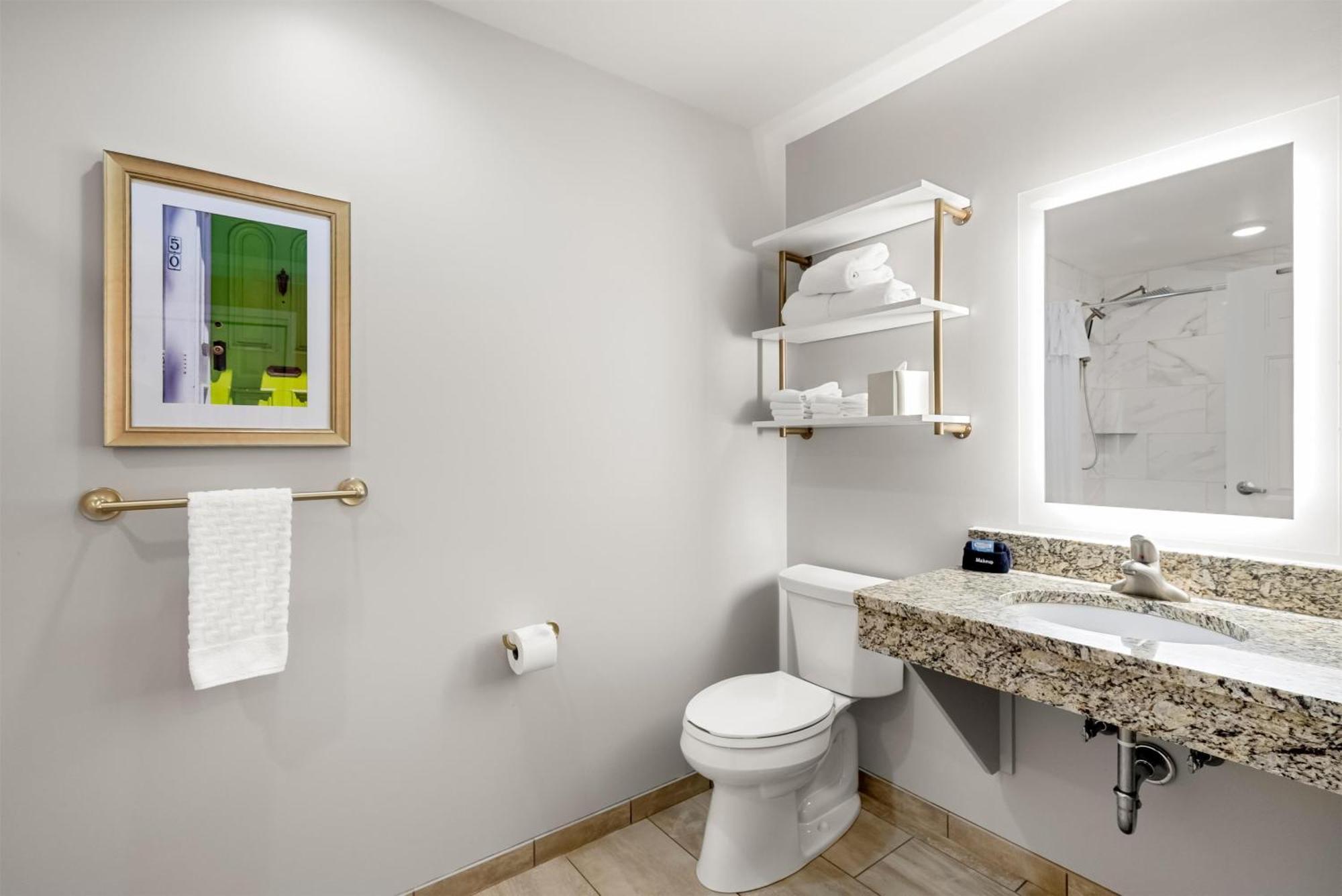 Queen Room Two Queen Beds Roll Shower Disability Access or Pet Friendly or Ground Floor