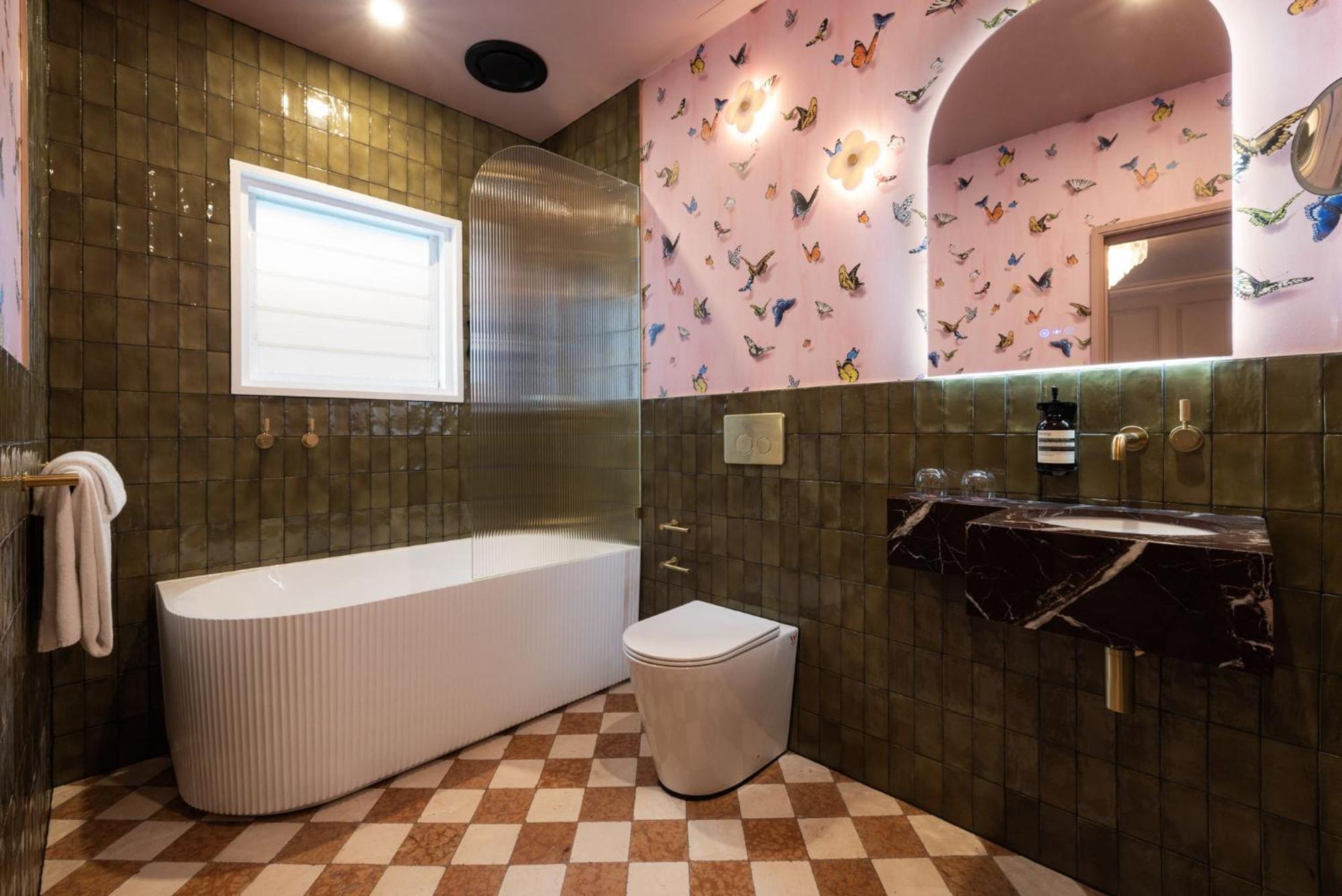 Premium King Room