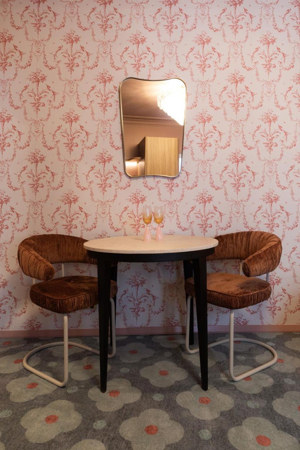 Premium King Room