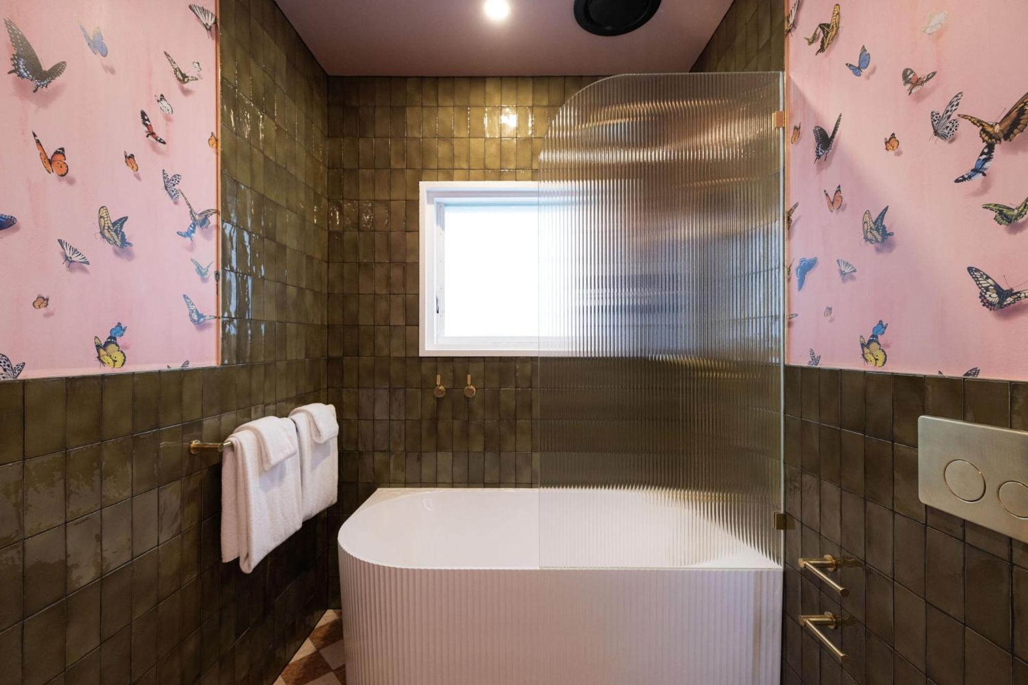 Premium King Room