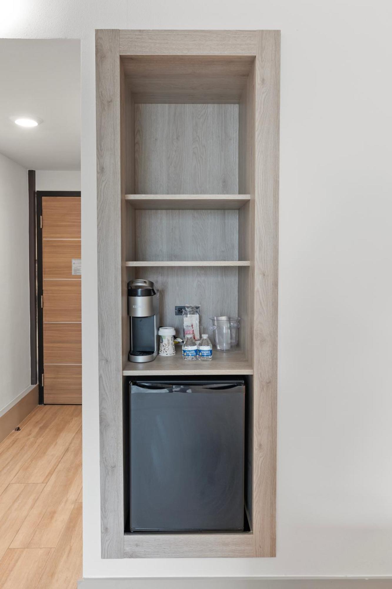 Junior Suite,1698831348:JPEG