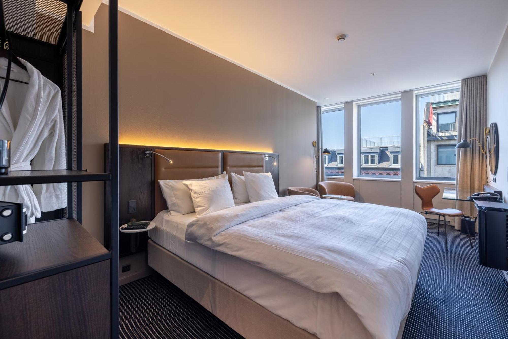 Executive King Room
