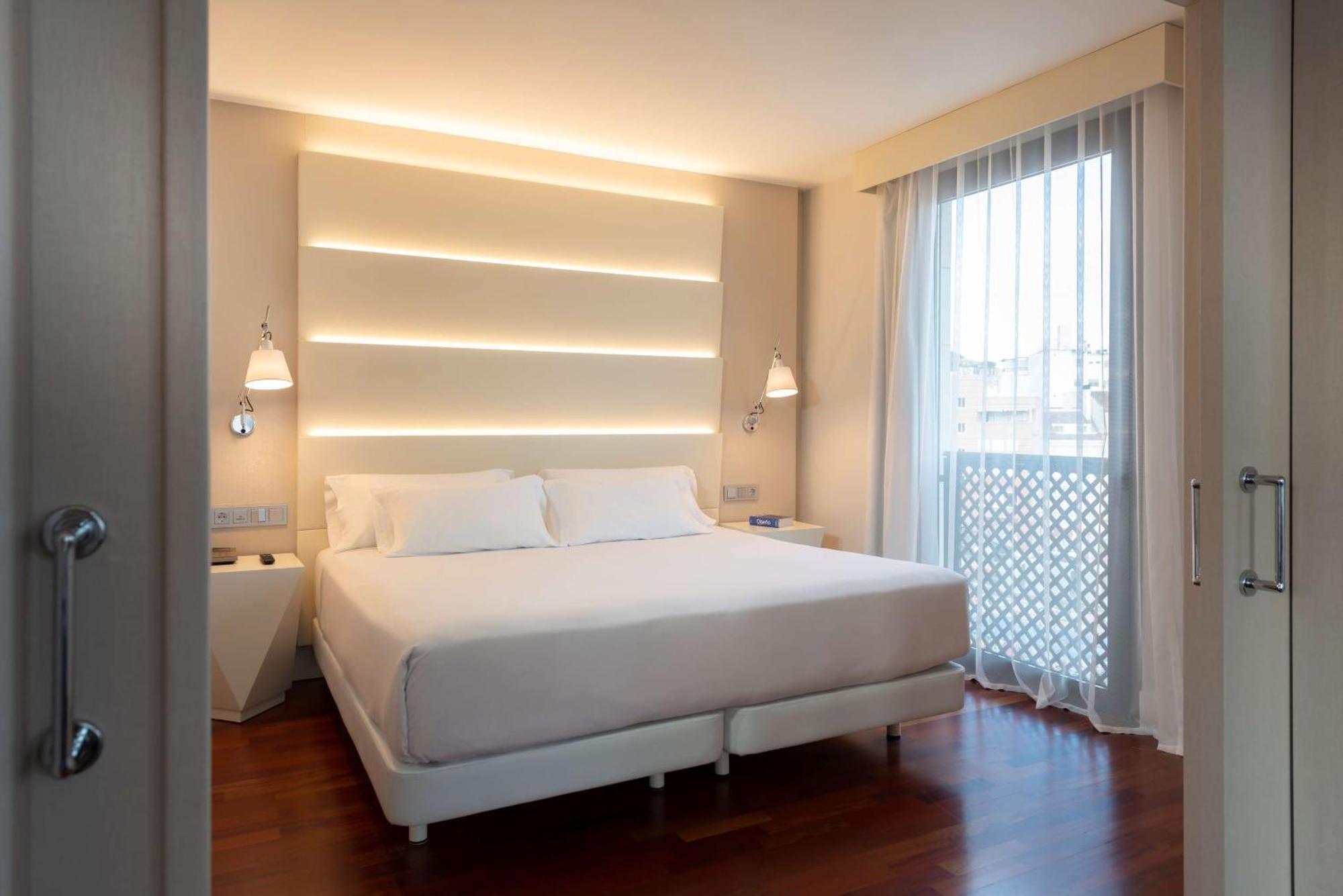 Junior Suite,1698849964:JPEG