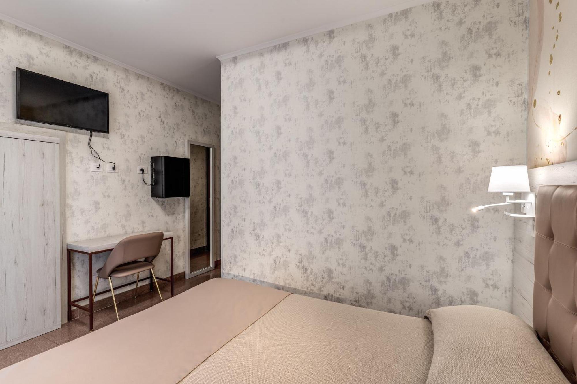 Superior Queen Room