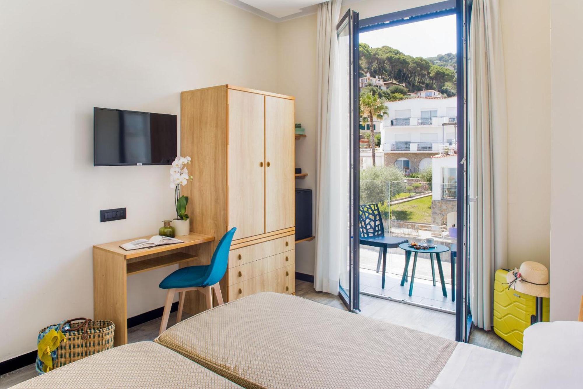 Double Room Hill View