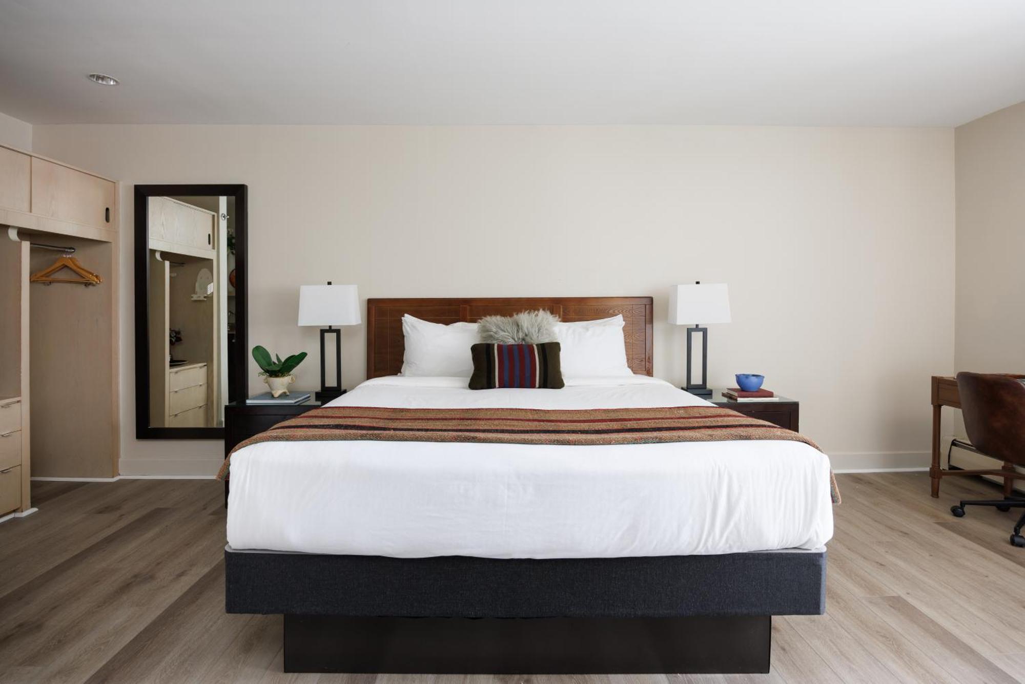 King Room