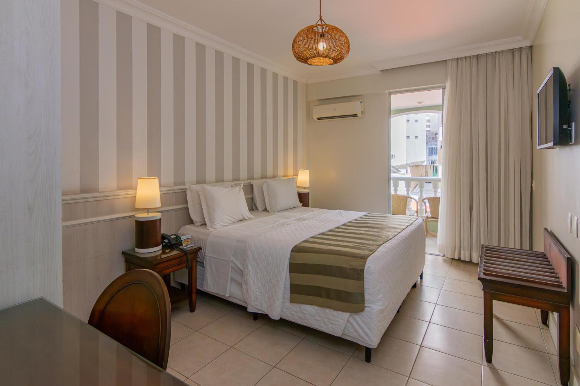 Quarto Triplo Superior