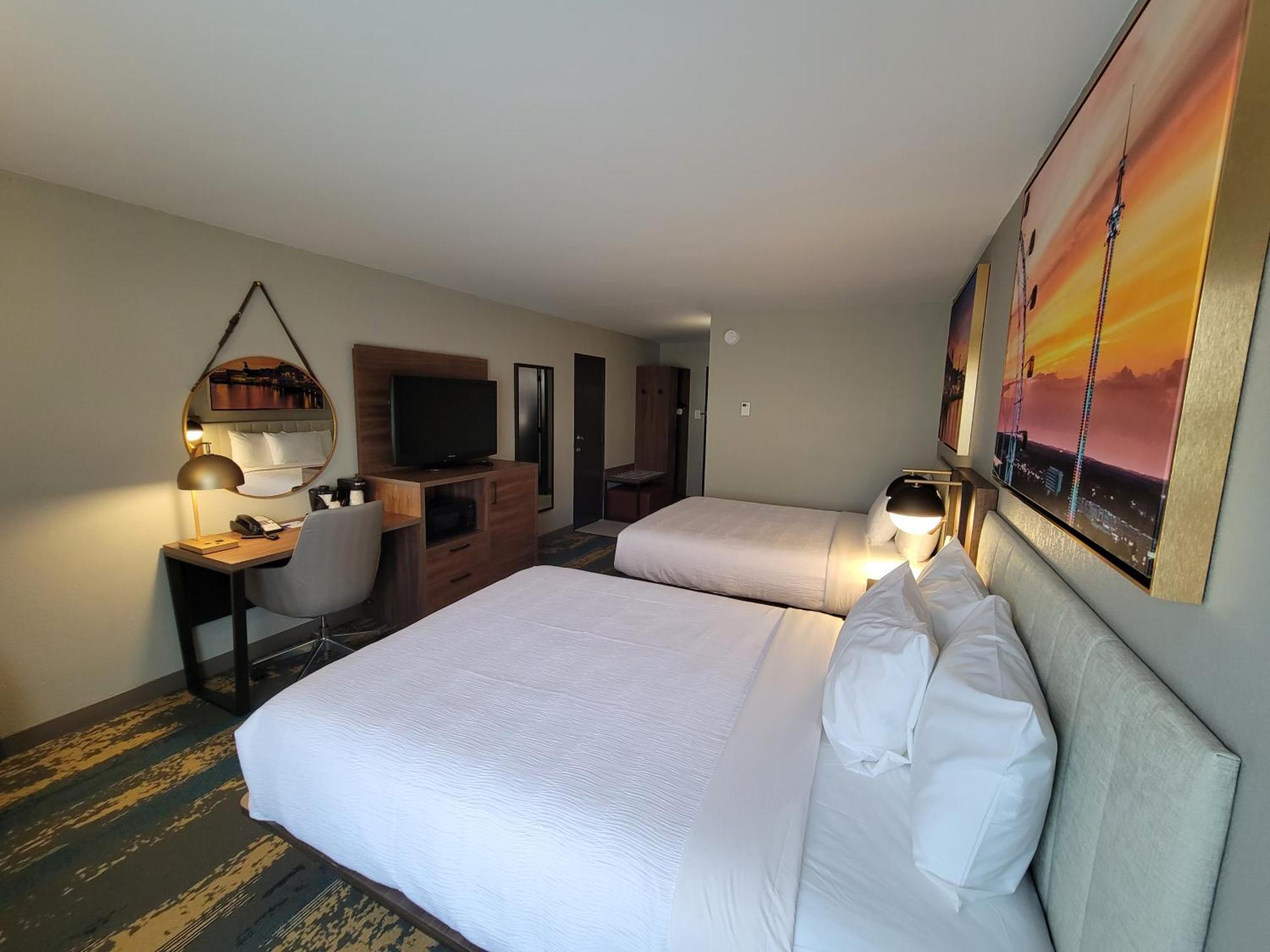 Queen Room Two Queen Beds No Resort Fee