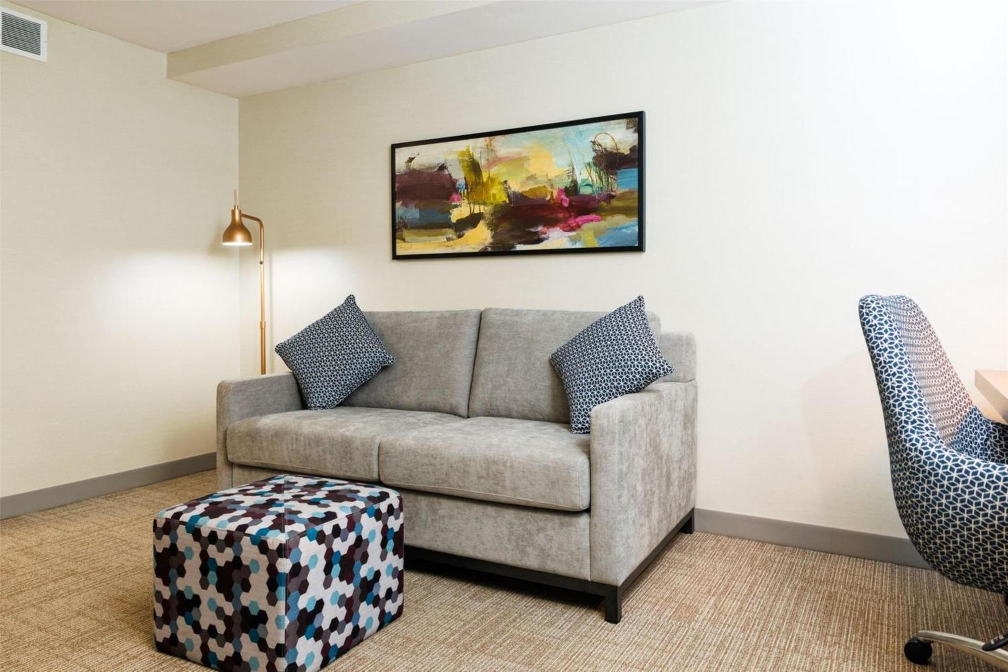 Junior King Suite