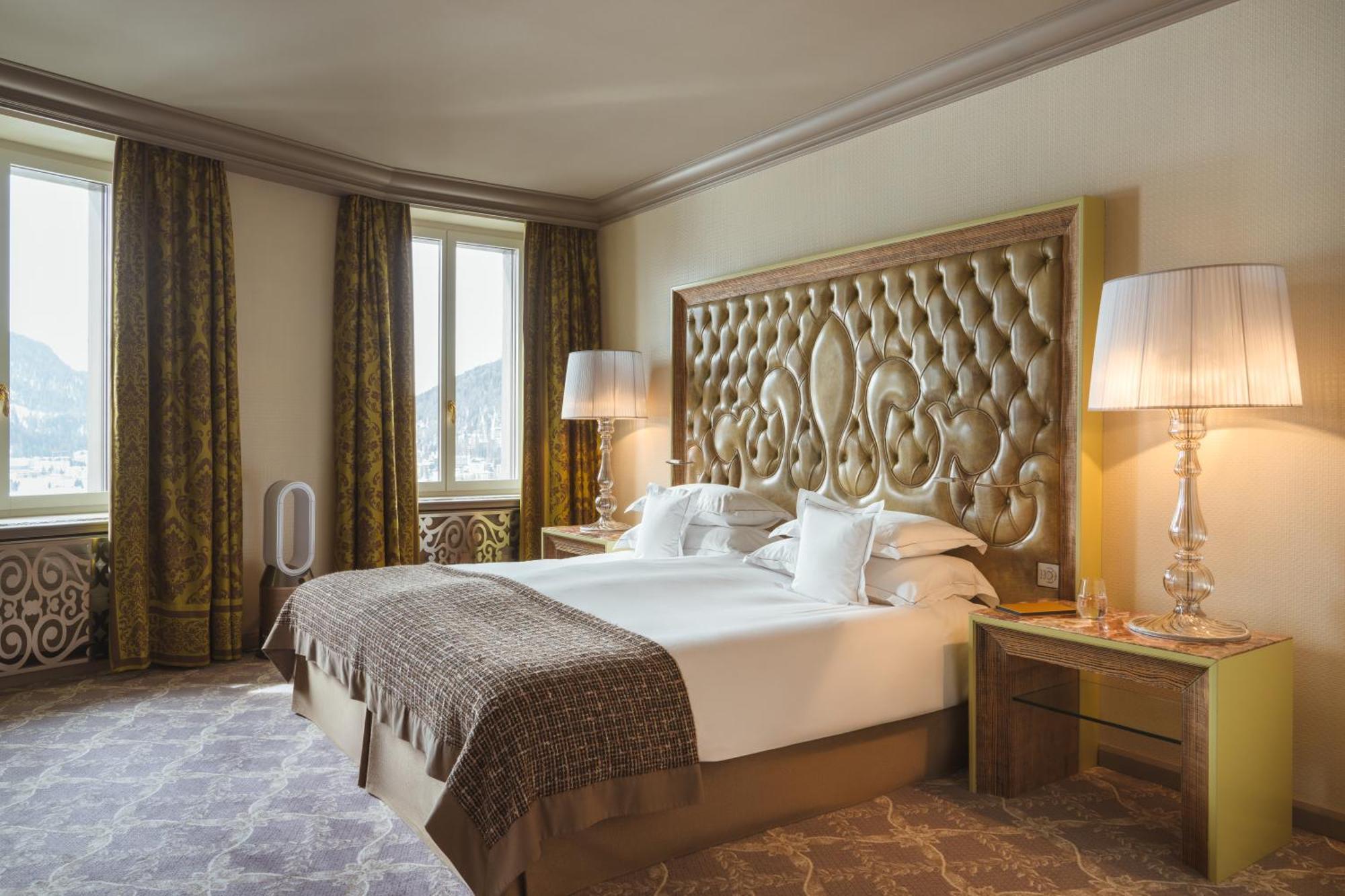 Deluxe Suite Lake View