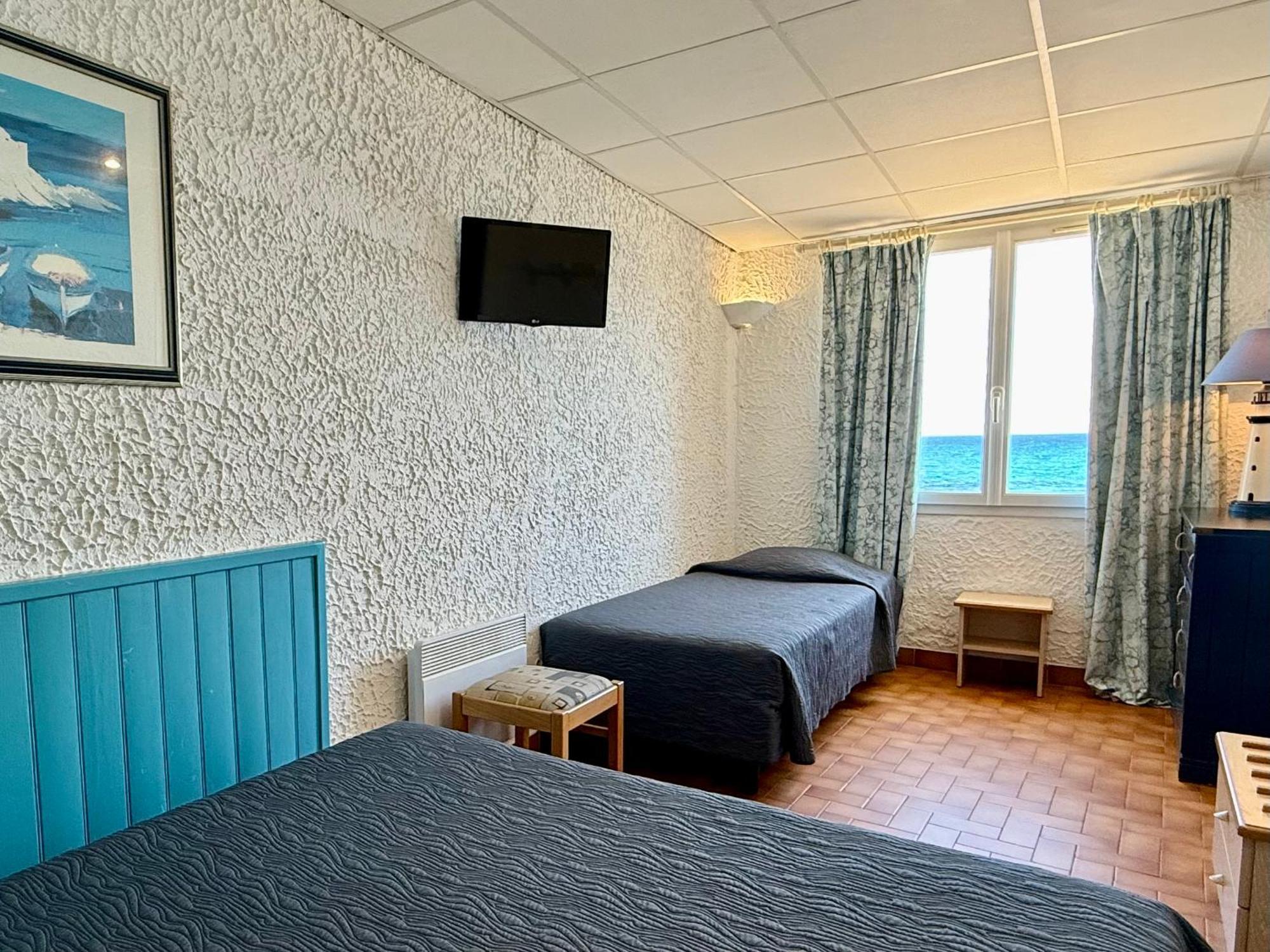 Triple Room Sea View No Airconditioning