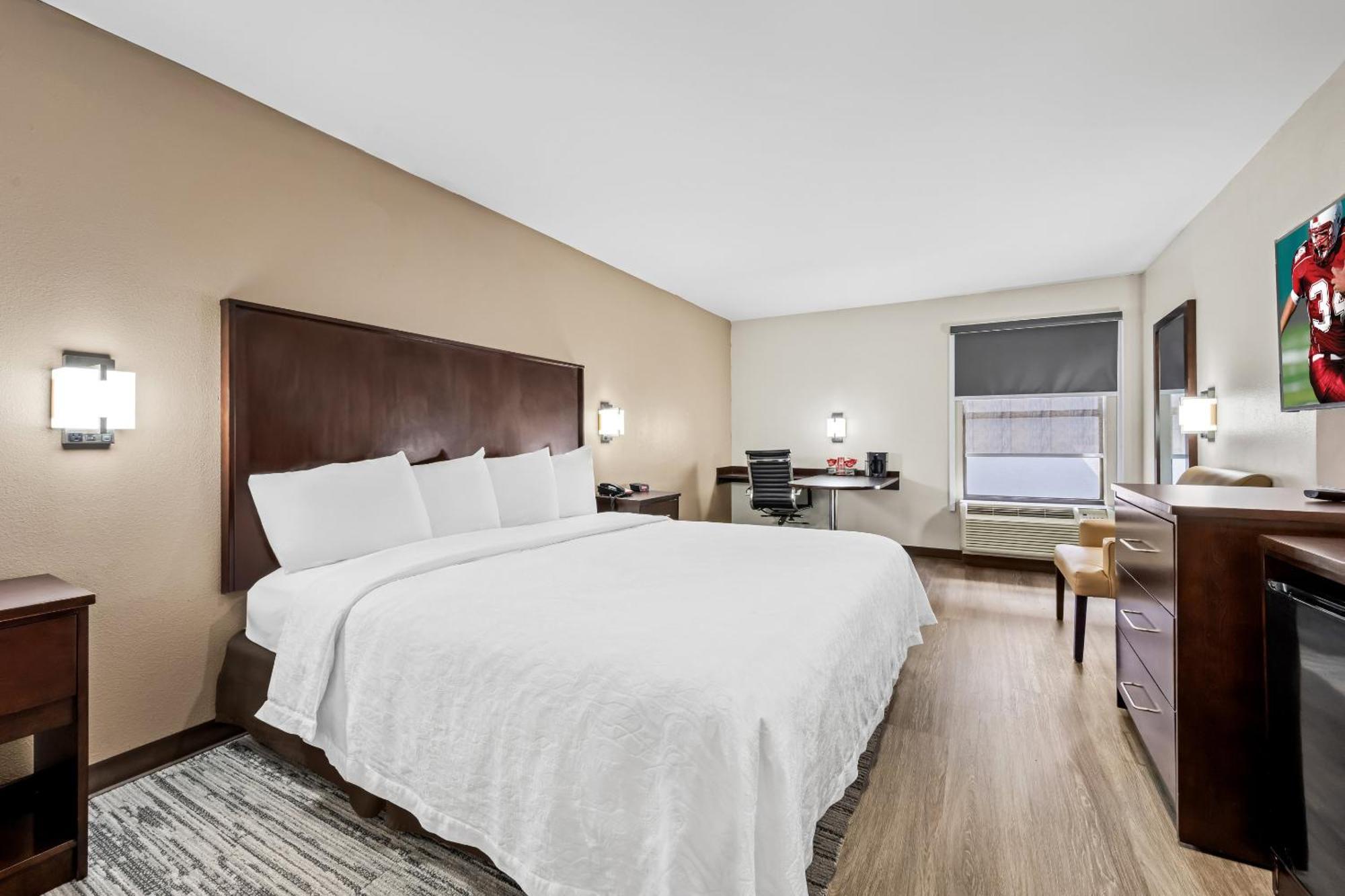 Superior King Room Smoke Free