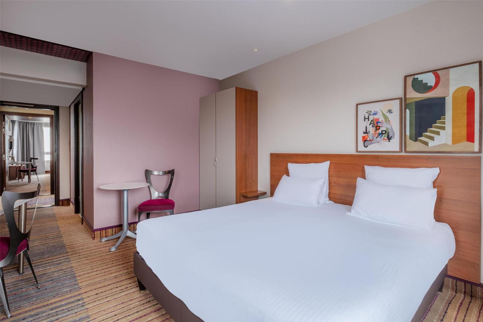 Family Connecting Rooms