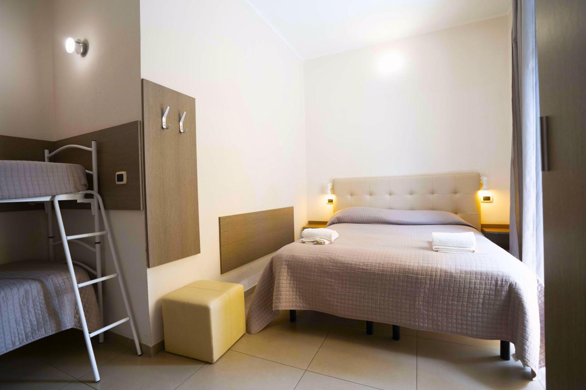 Quadruple Room,1698982713:JPEG