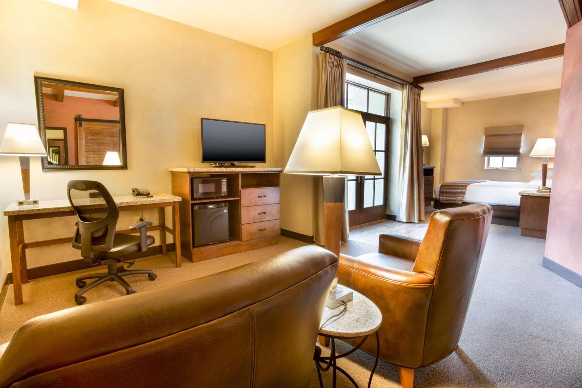 Premier King Room