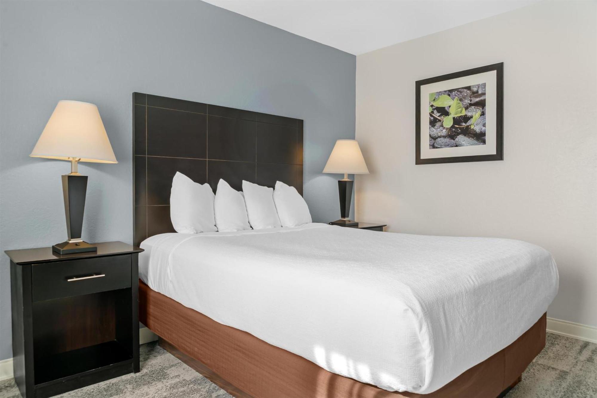 Two-Bedroom Suite
