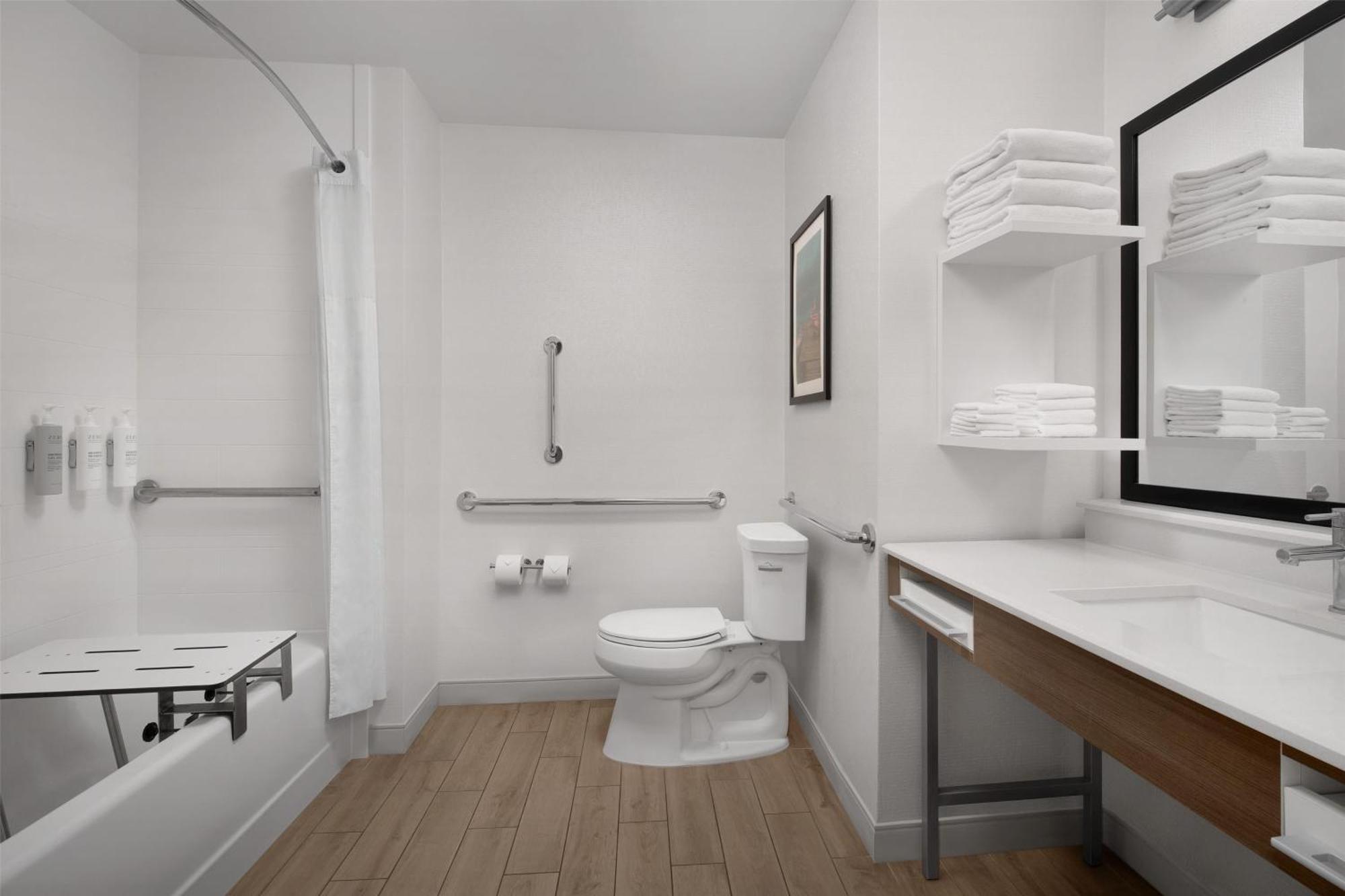 Queen Room Two Queen Beds Mobility Access or Non-Smoking