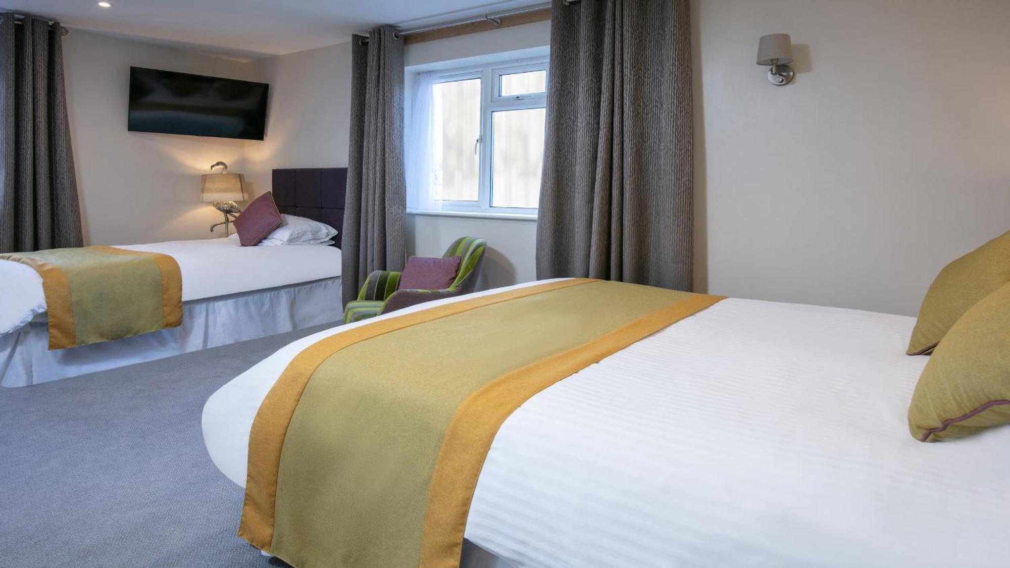 Family Room One Double Bed One Single Bed Non-Smoking