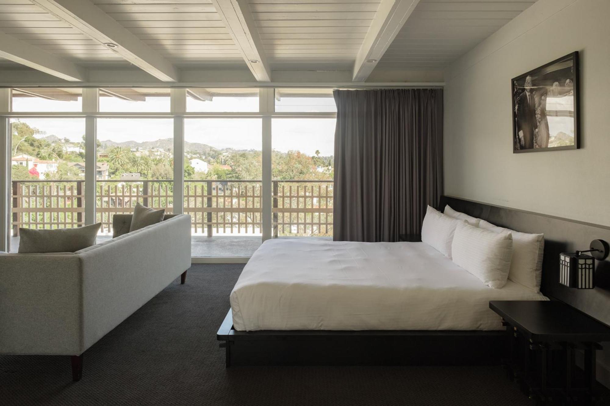 Suite City View