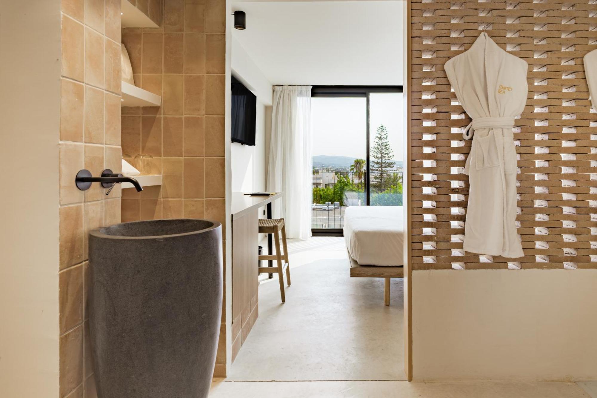 Sunchaser Double Room