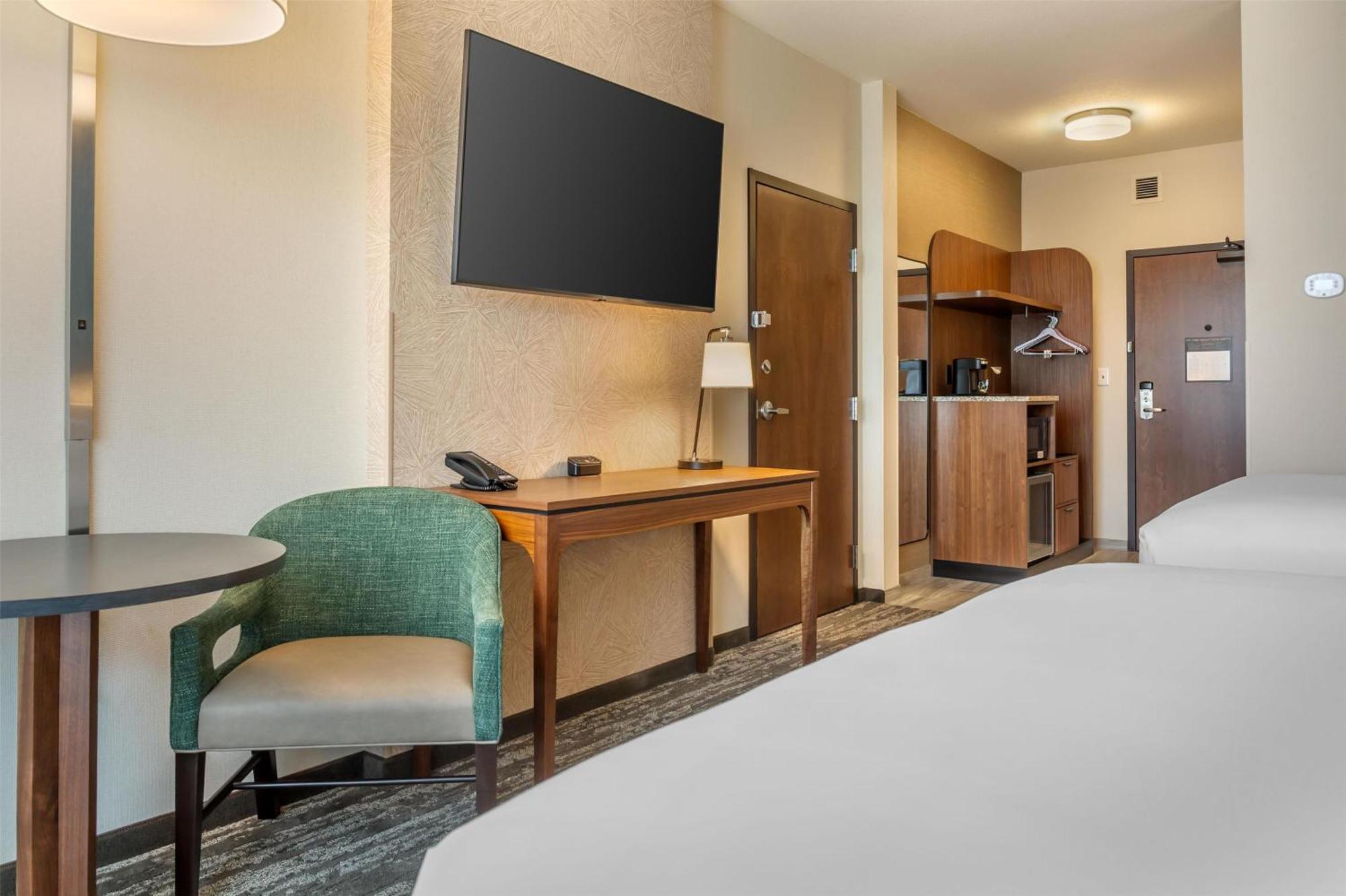 Deluxe Room Two Queen Beds