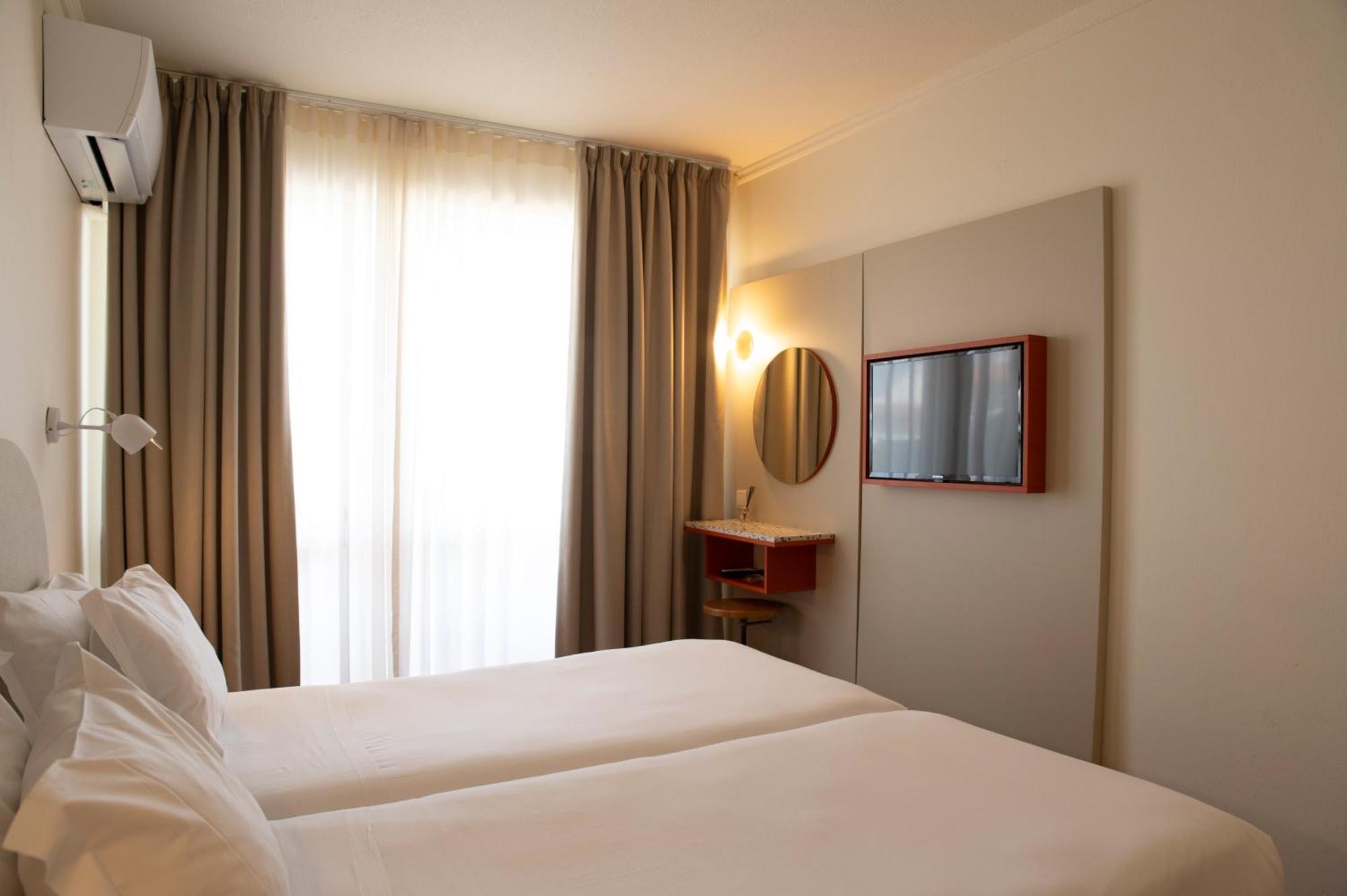 Double or Twin Room Balcony