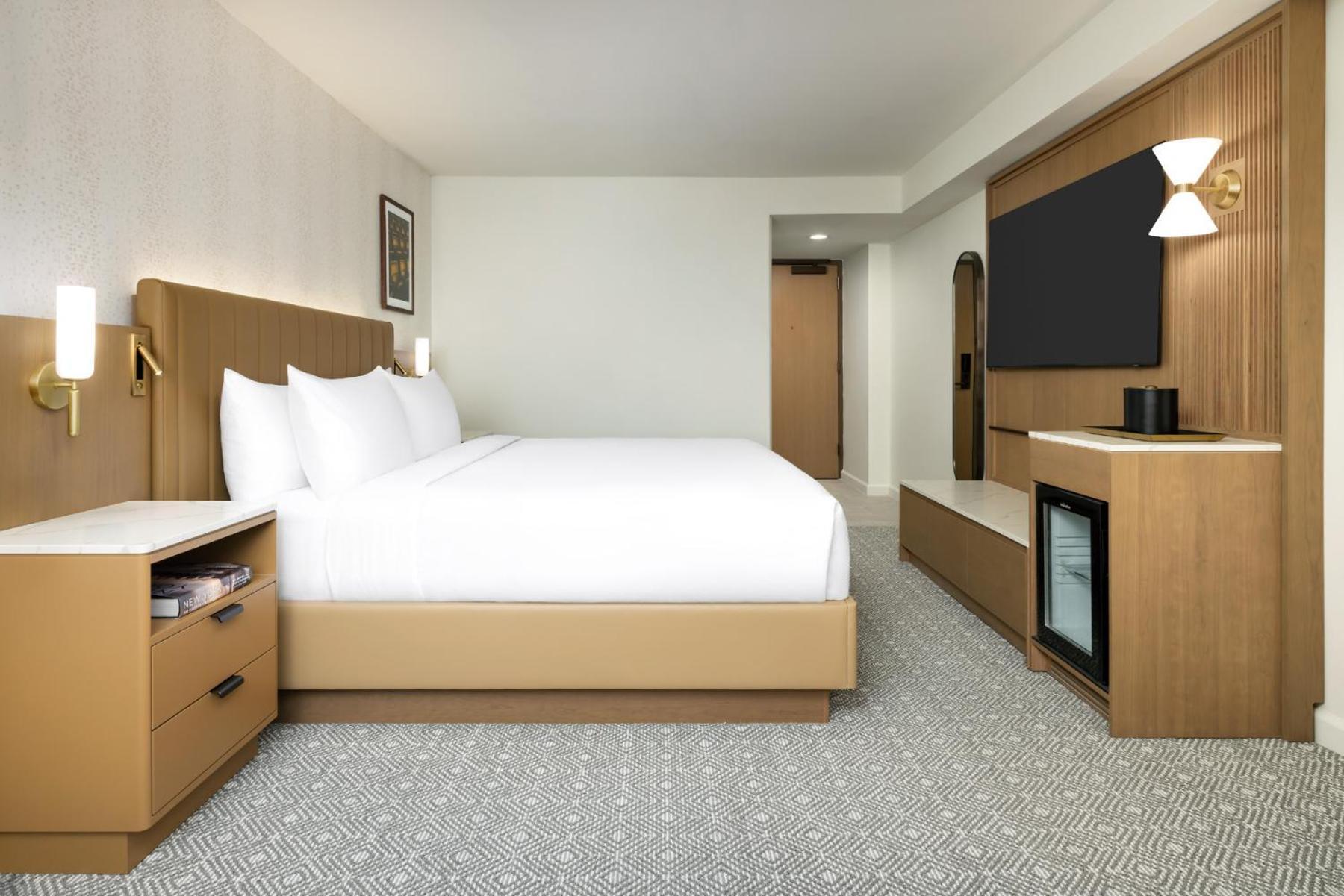 King Room Roll Shower Disability Access