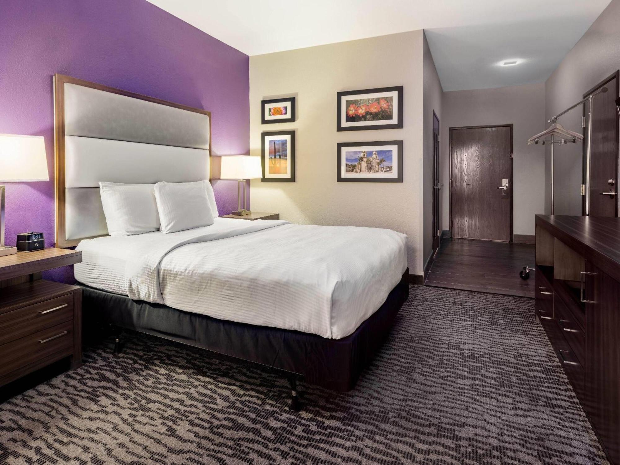 Queen Room Disability Access