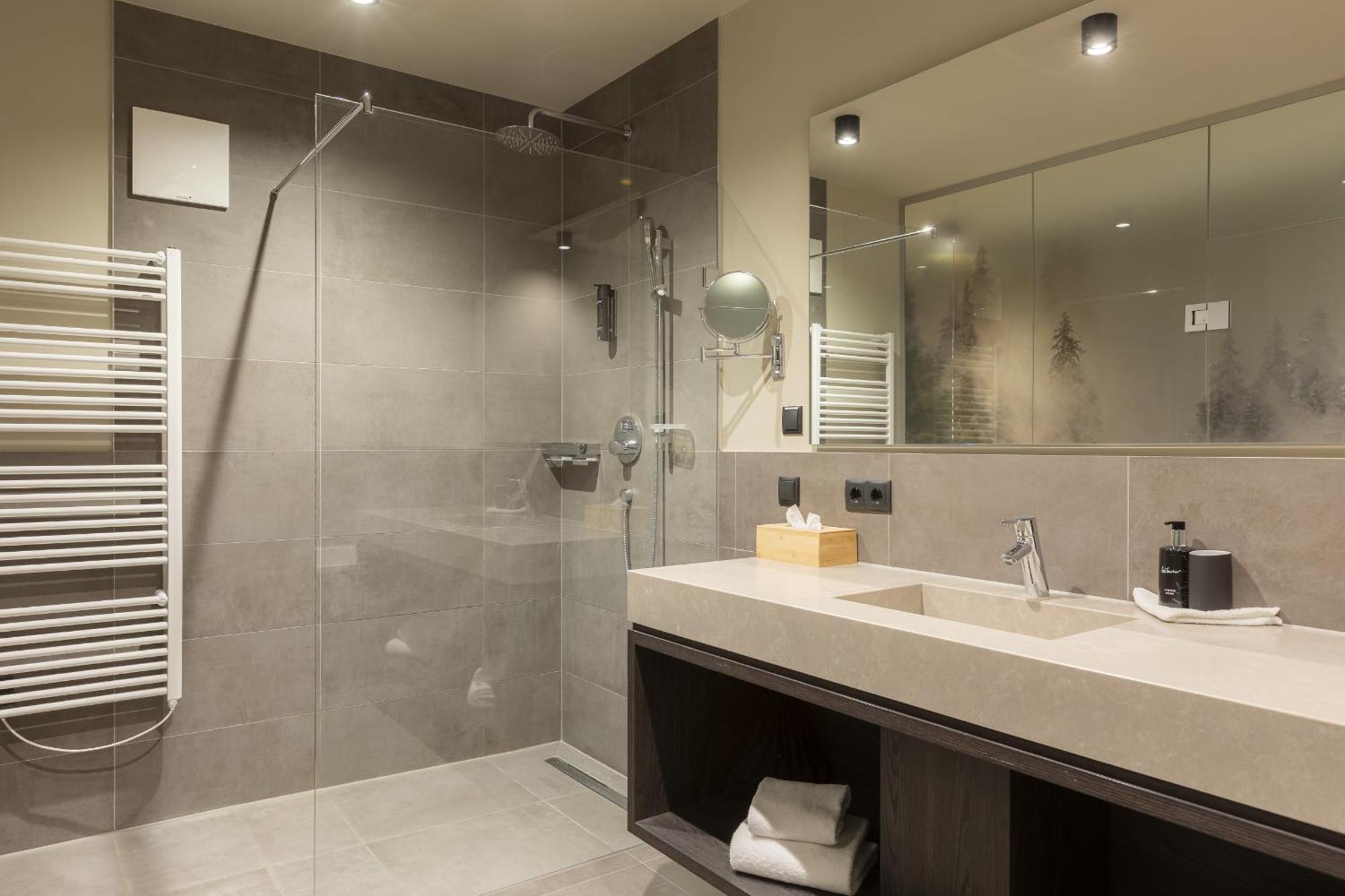 Junior Suite Mountain View