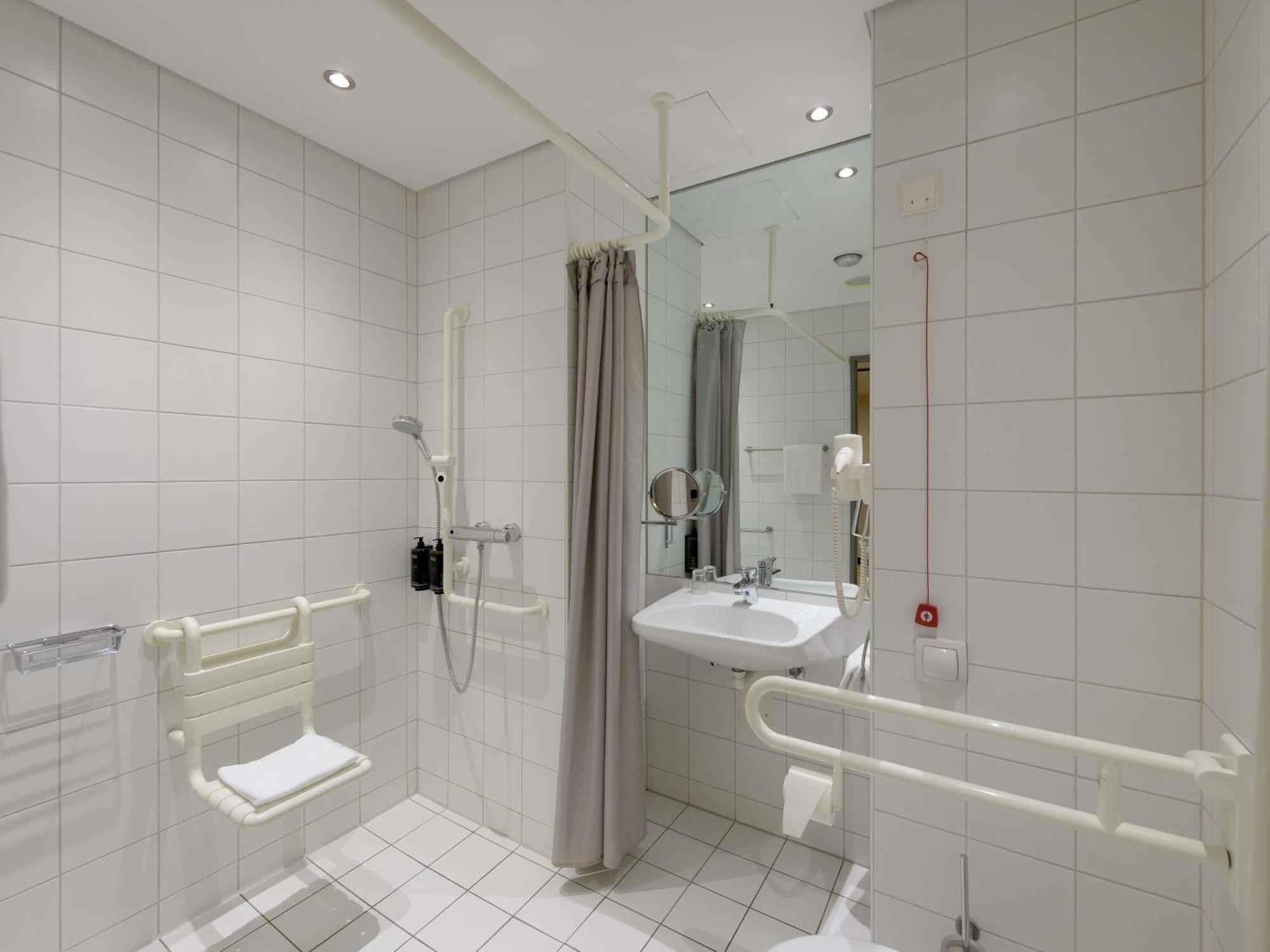 Standard Single Room,1704828725:JPEG