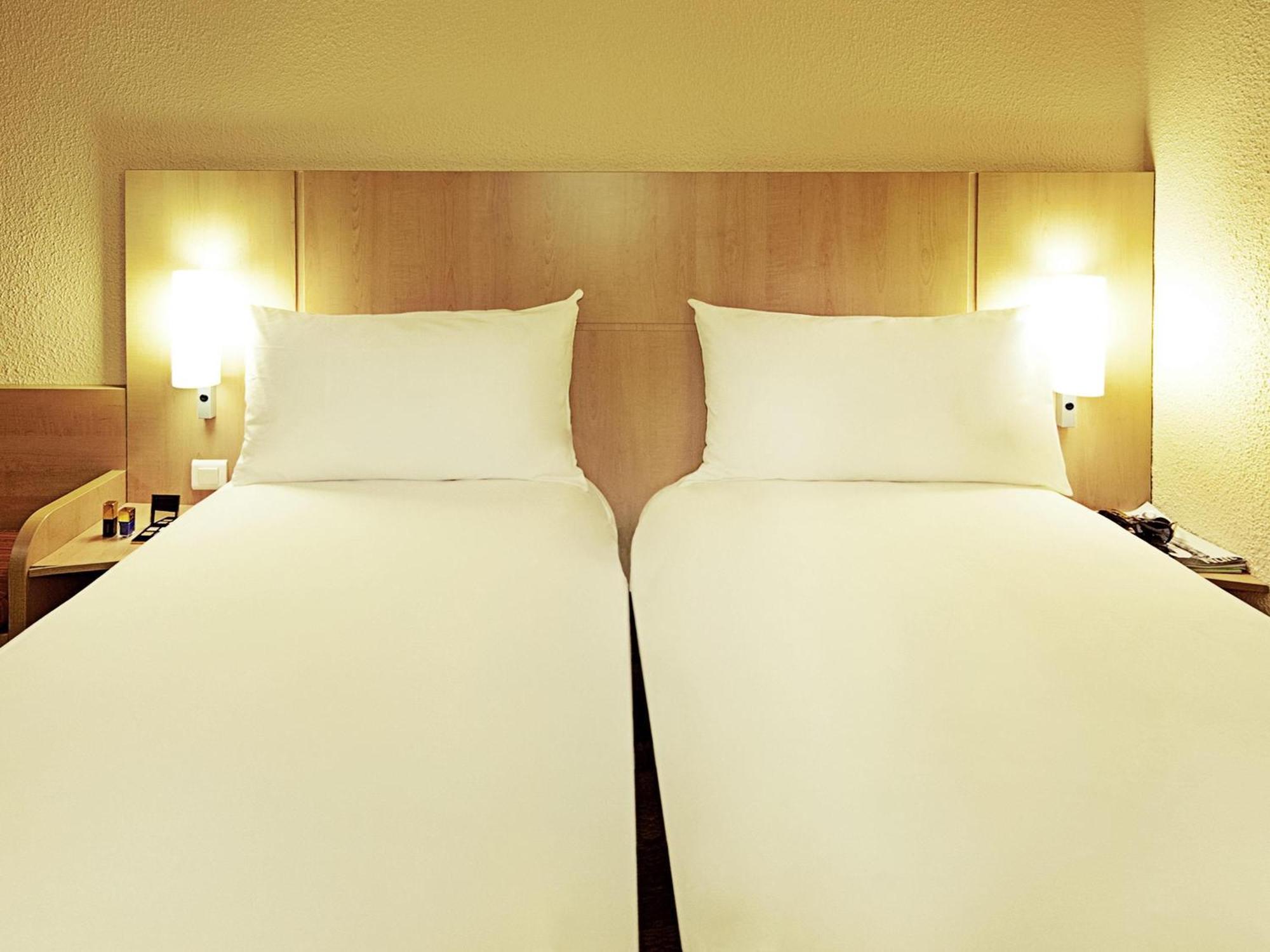 Twin Room with Extra Bed