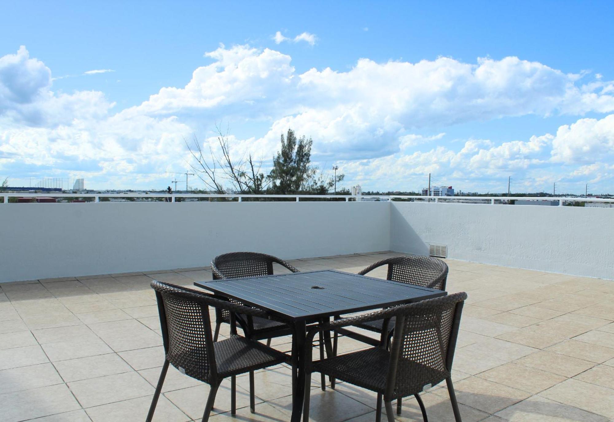 Quarto Duplo com Terraço